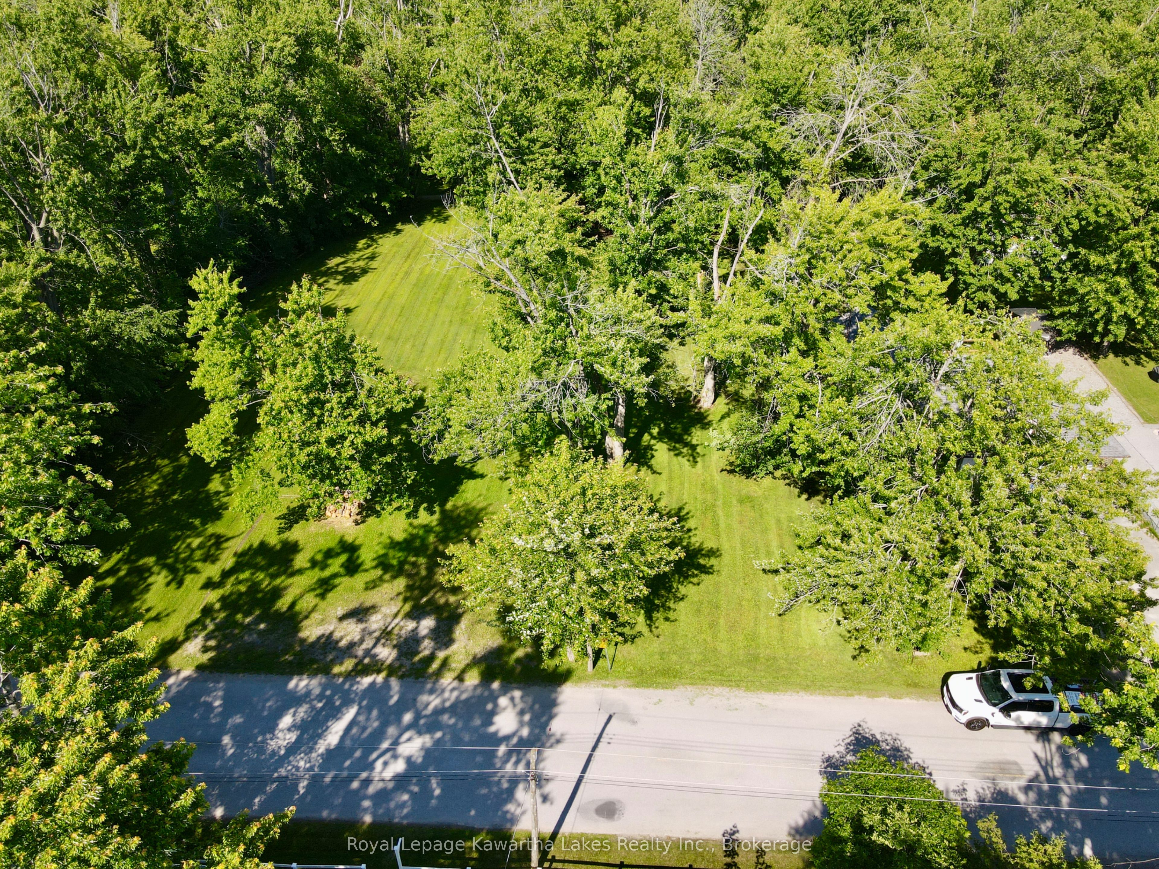 2636+ Lakeshore Drive Property Photo 39