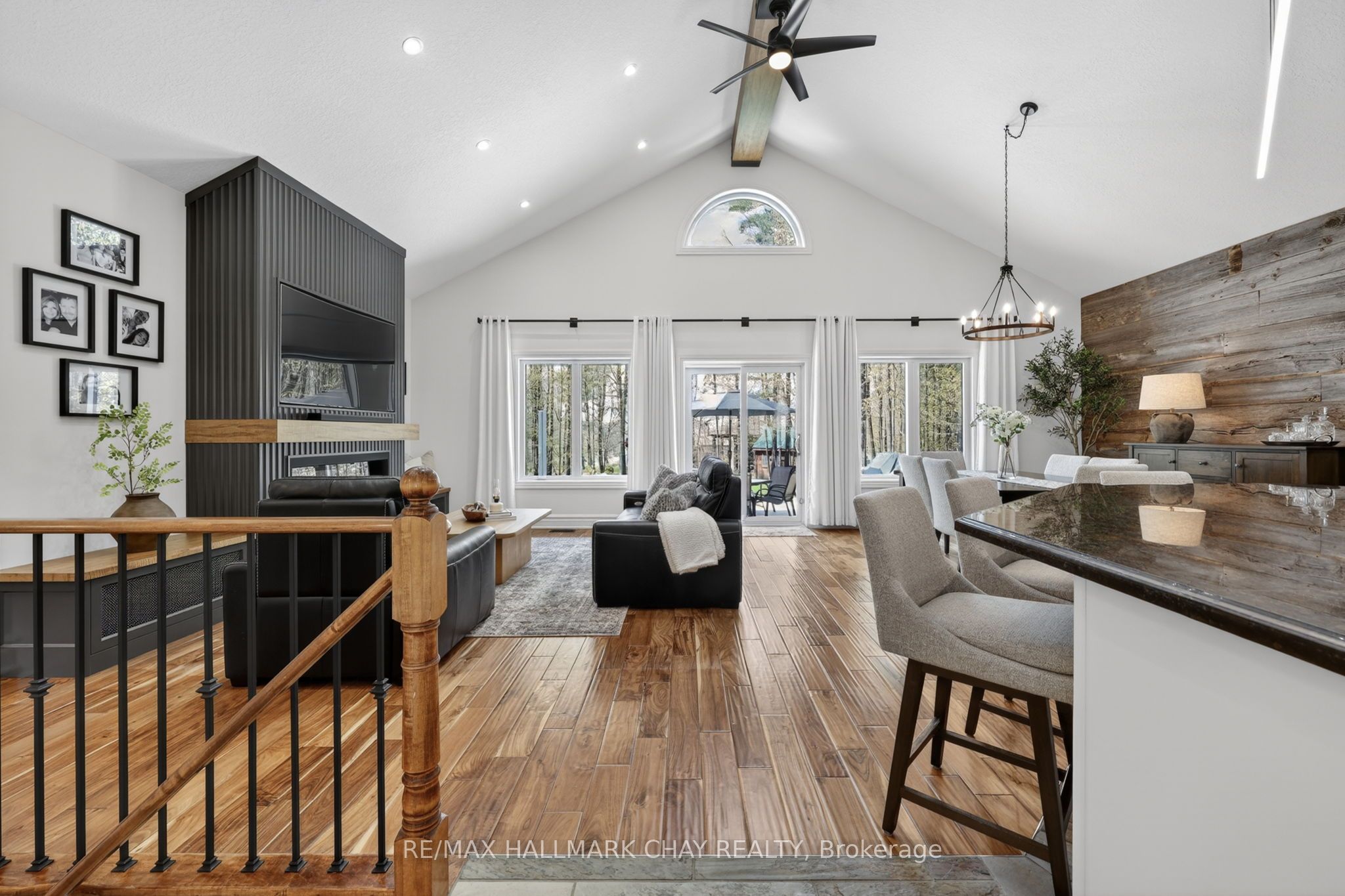 25 Laddie Lane Property Photo 6