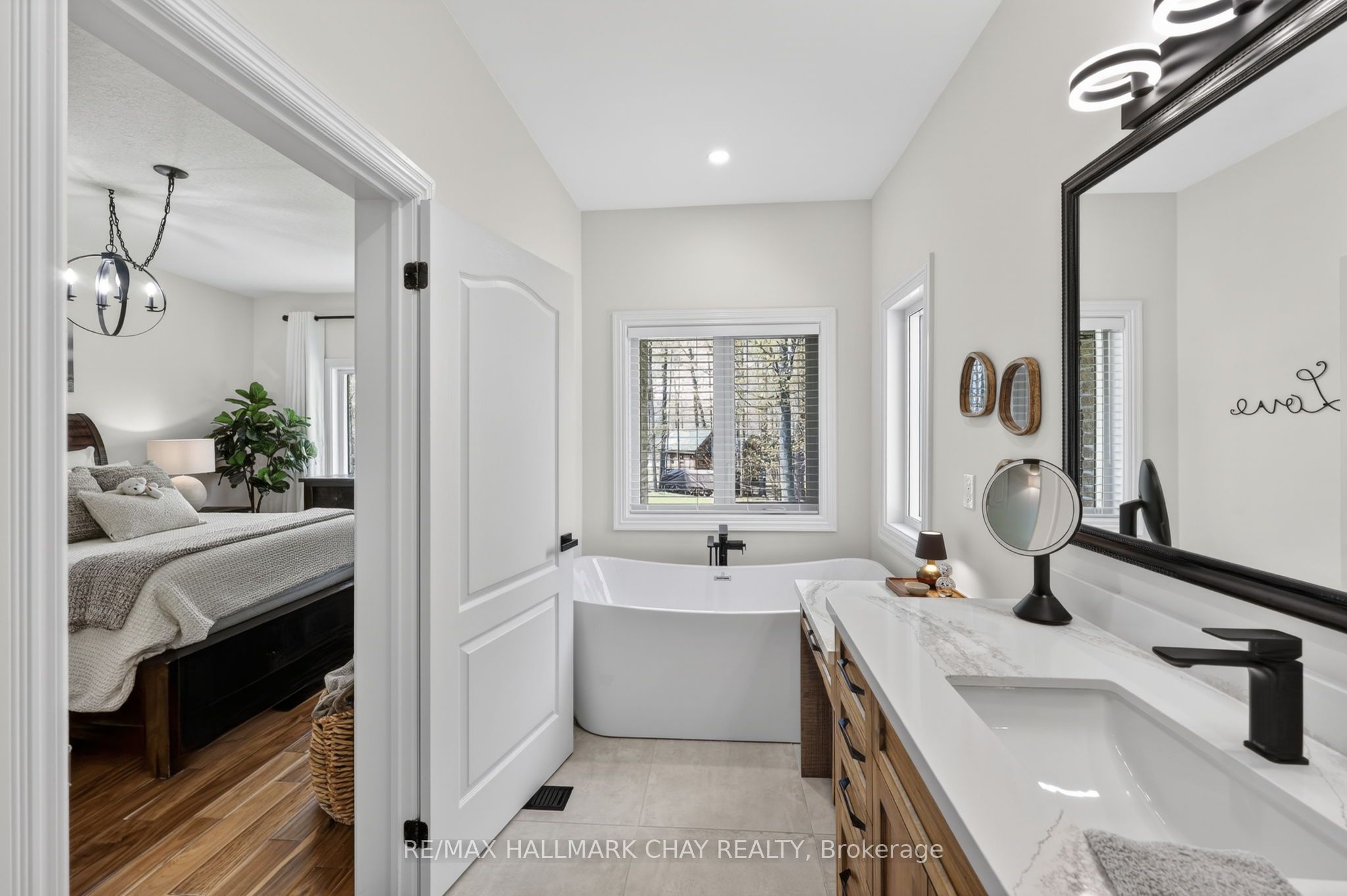 25 Laddie Lane Property Photo 19