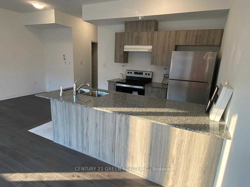 135 Turnberry Lane Property Photo 10