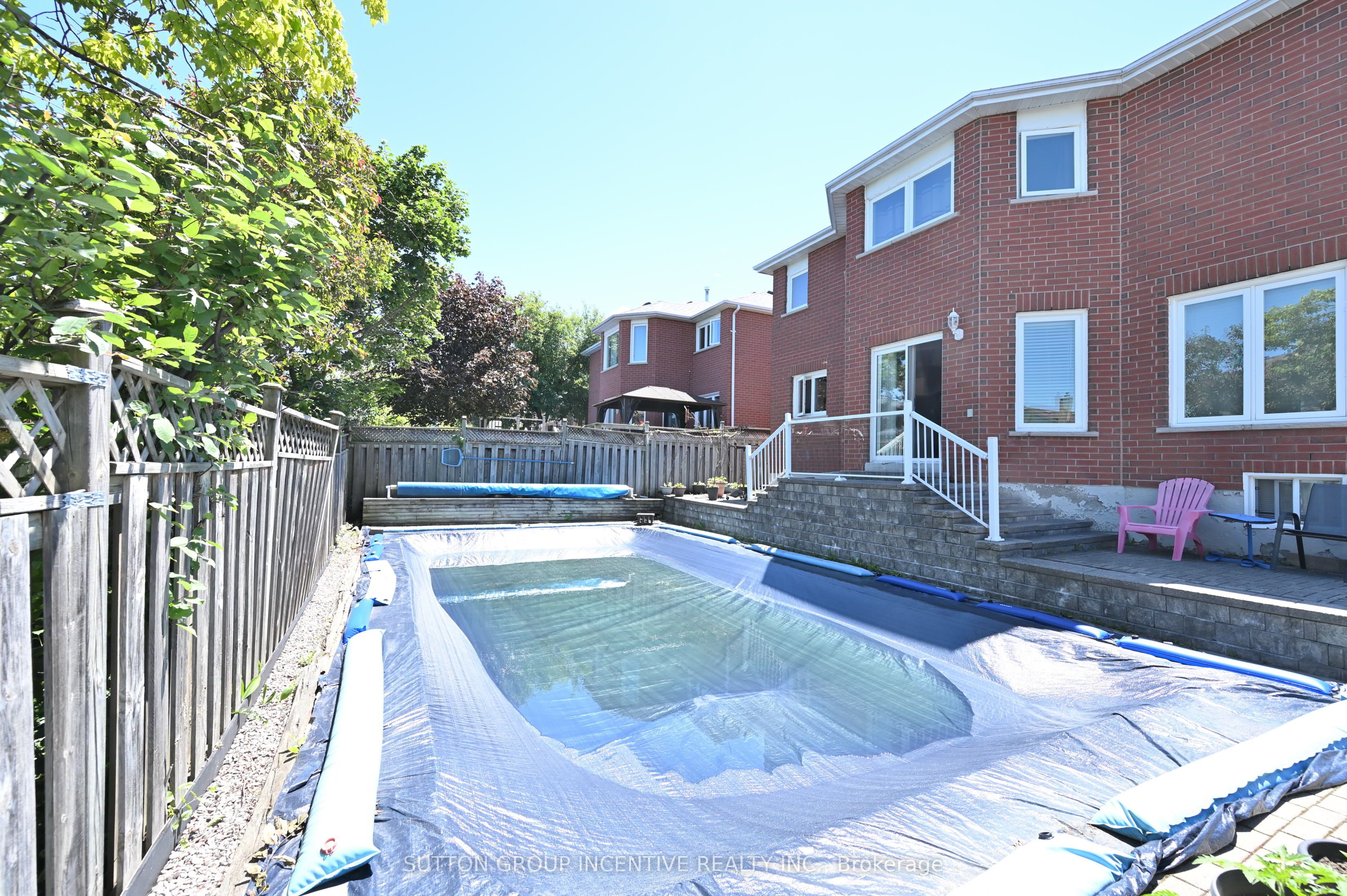 98 Cardinal Street Property Photo 45