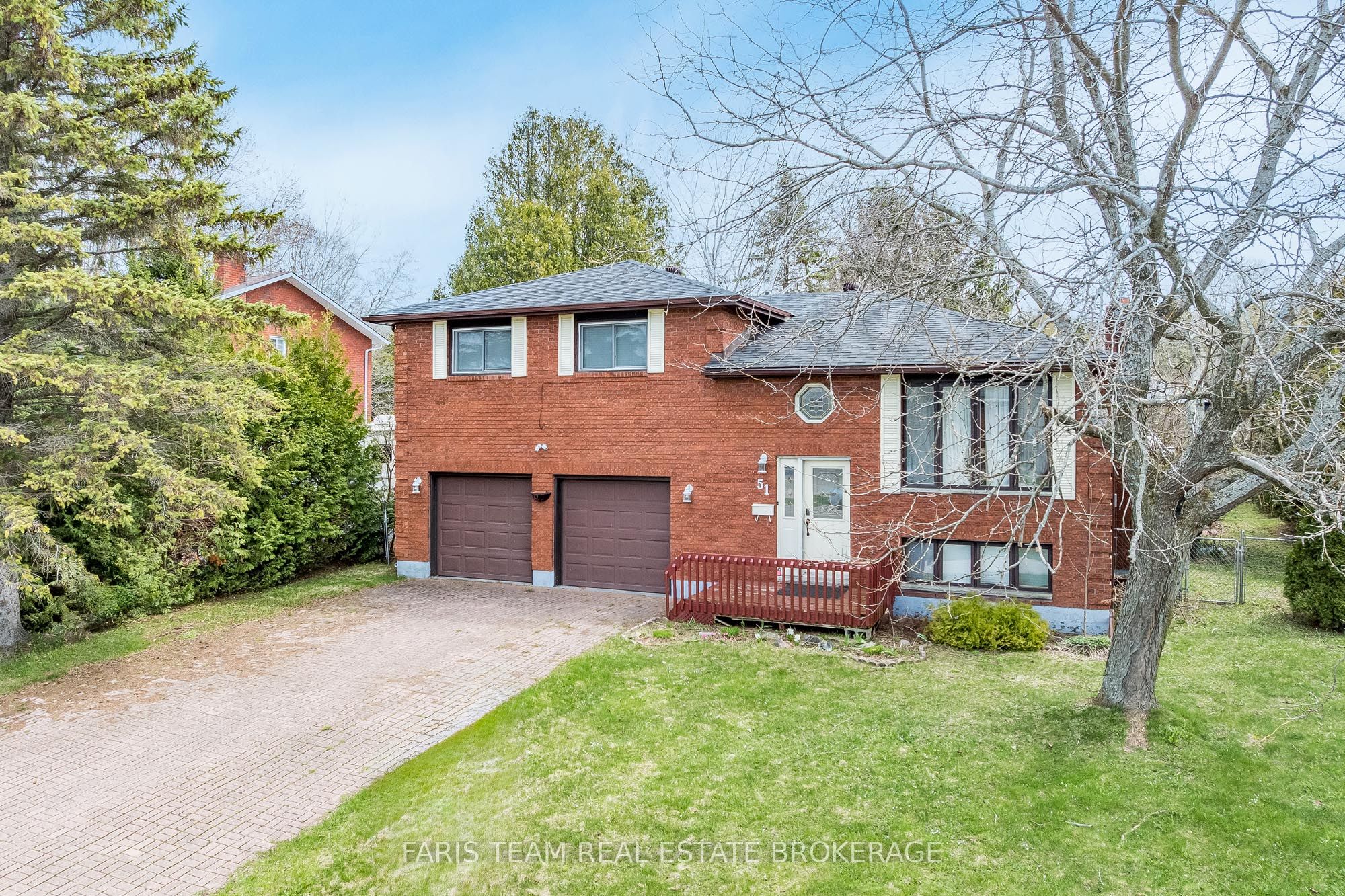 51 Beck Boulevard Property Photo 1