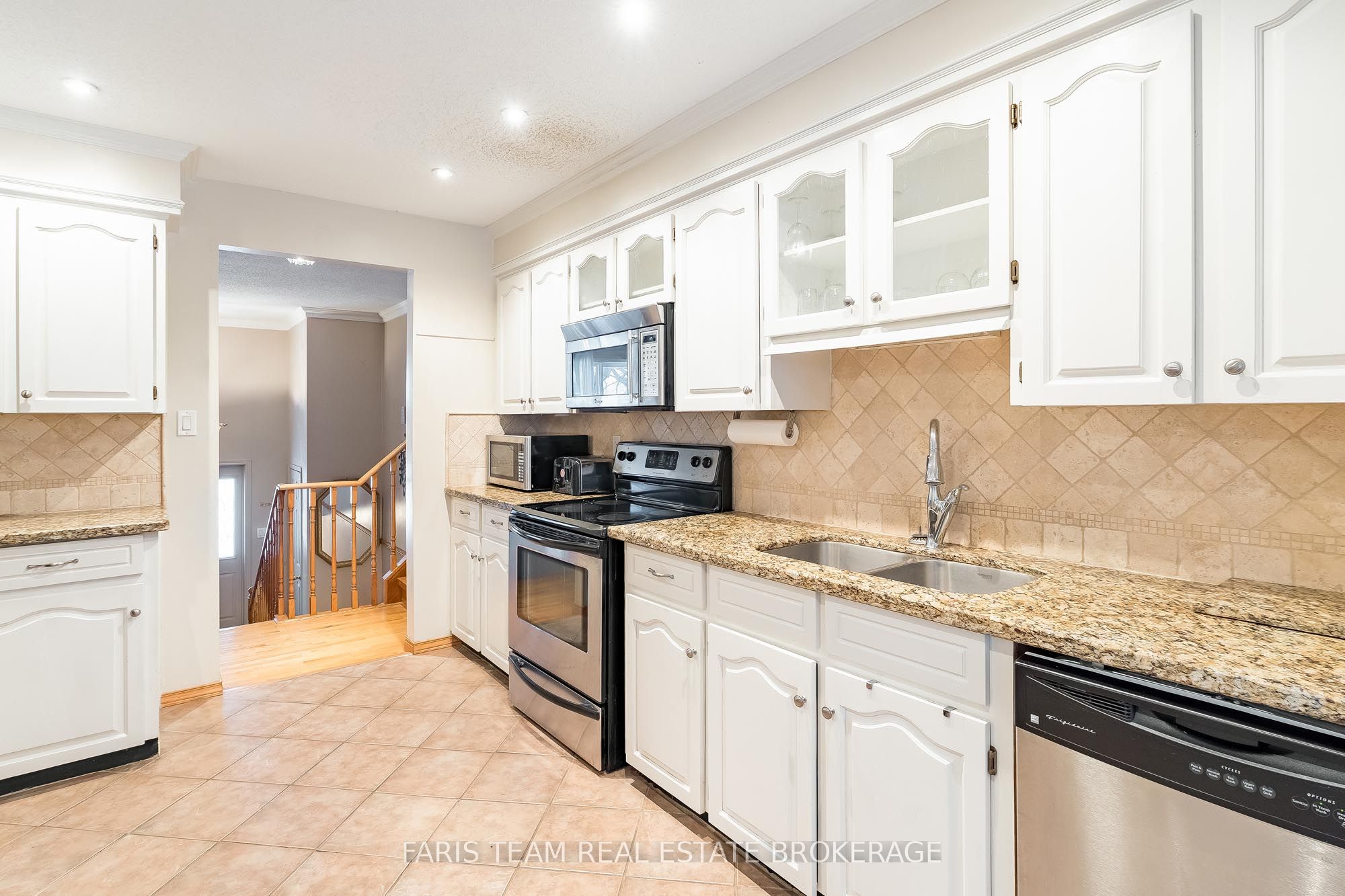 51 Beck Boulevard Property Photo 6