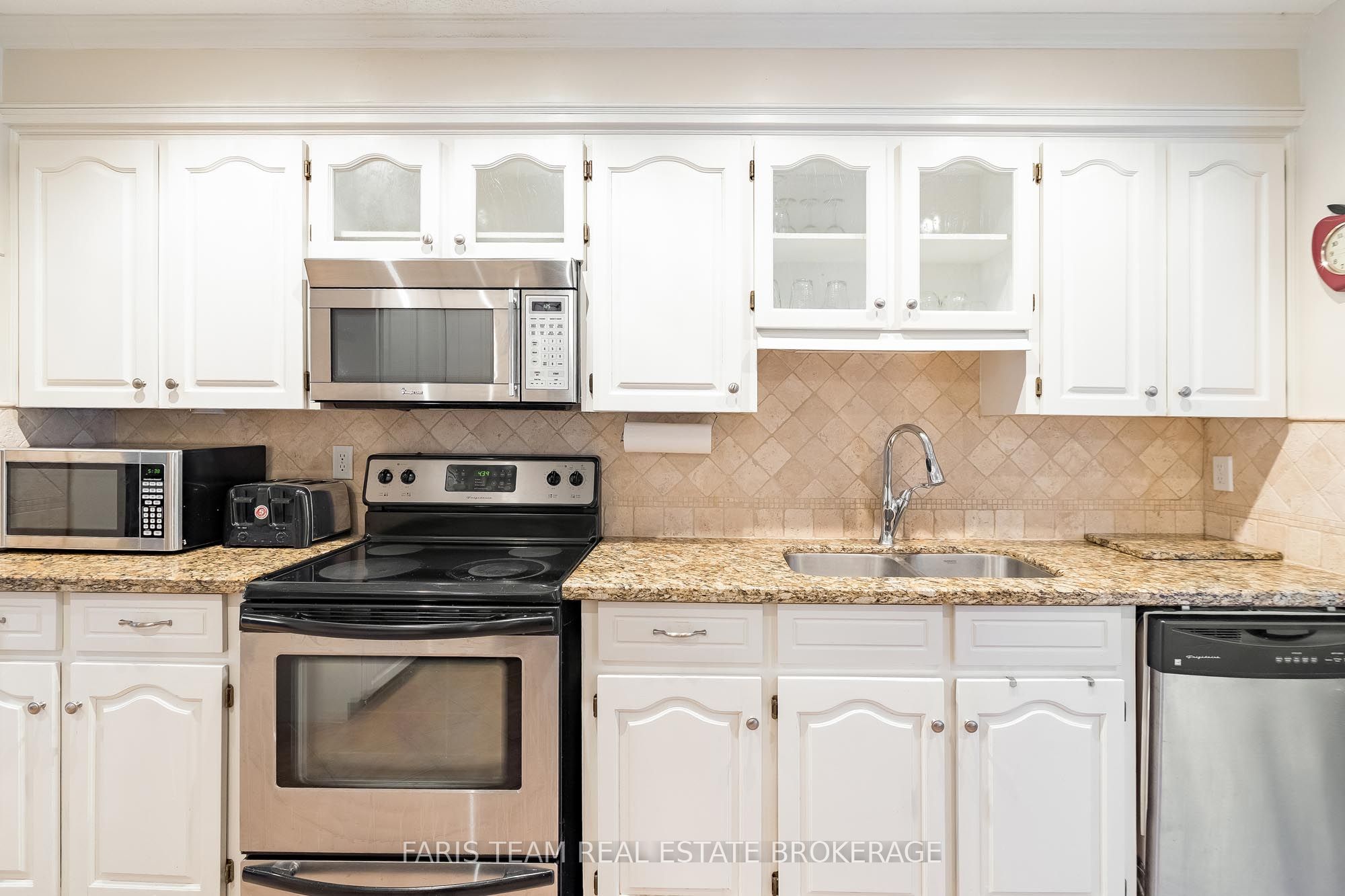 51 Beck Boulevard Property Photo 7