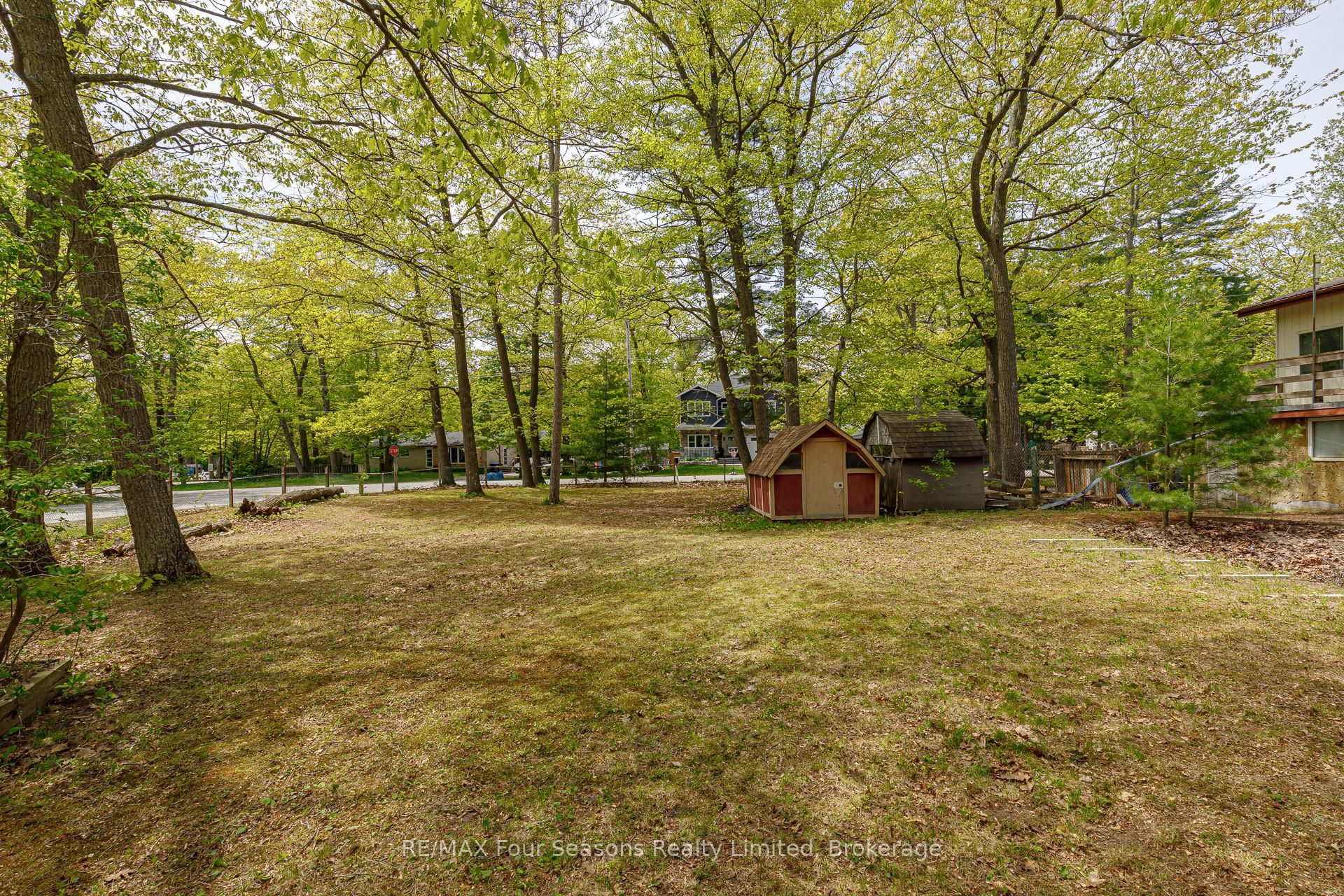 828 Oxbow Park Drive Property Photo 23