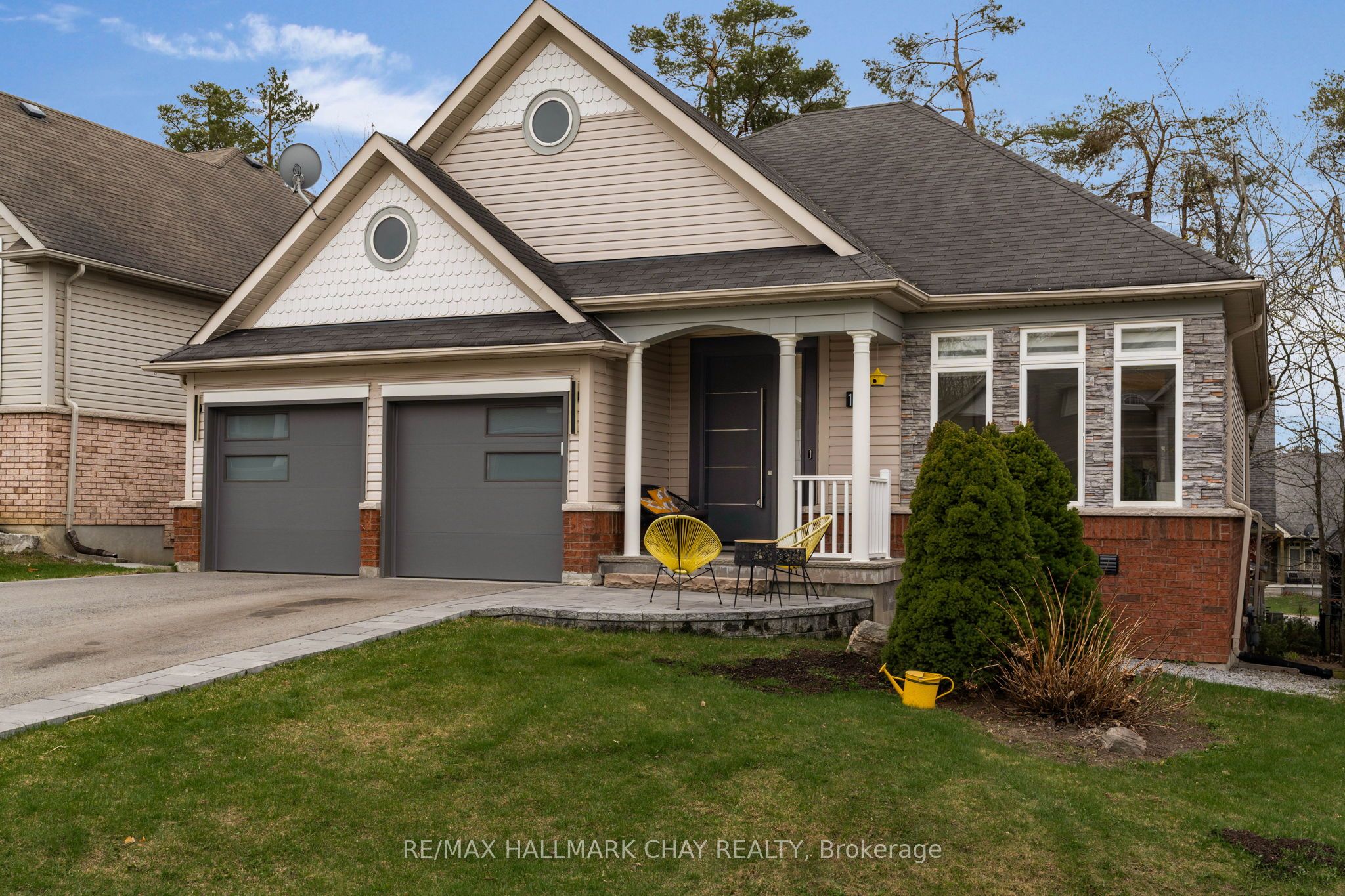 16 Oakmont Avenue Property Photo 1