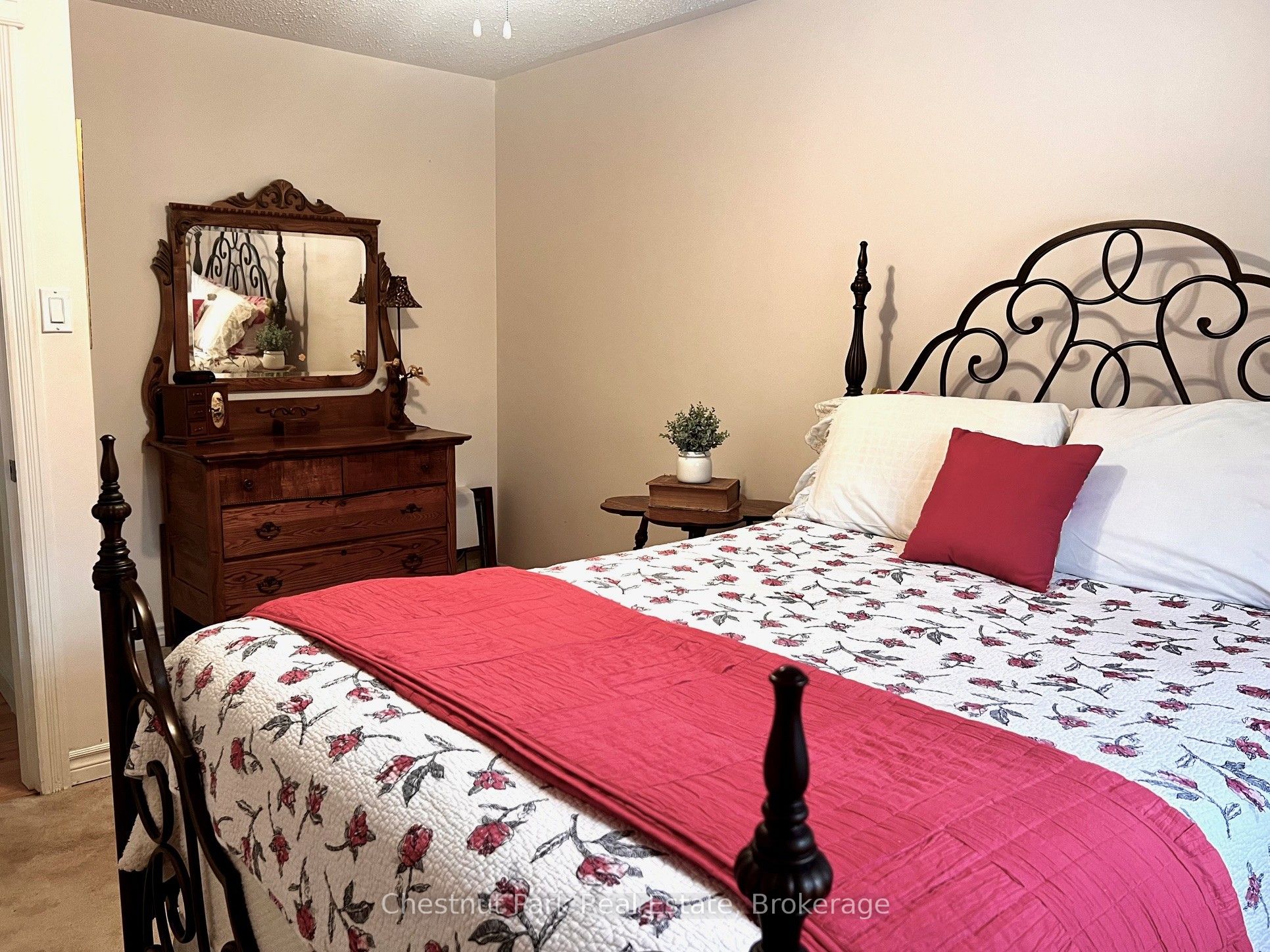 135 Christopher Avenue Property Photo 14