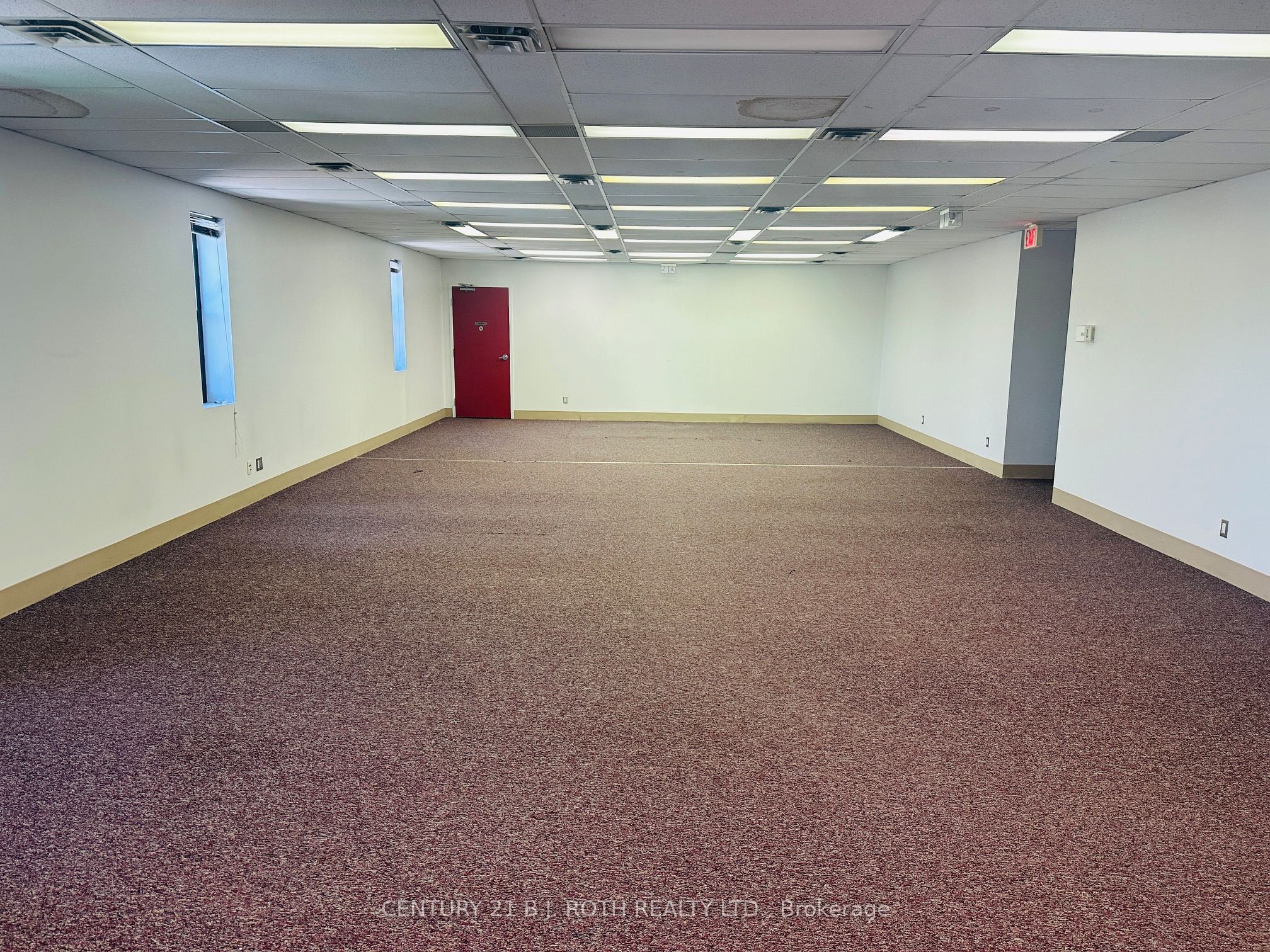34 Simcoe Street 301 Property Photo 18