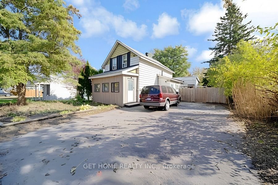 173 Barrie Road Property Photo 2