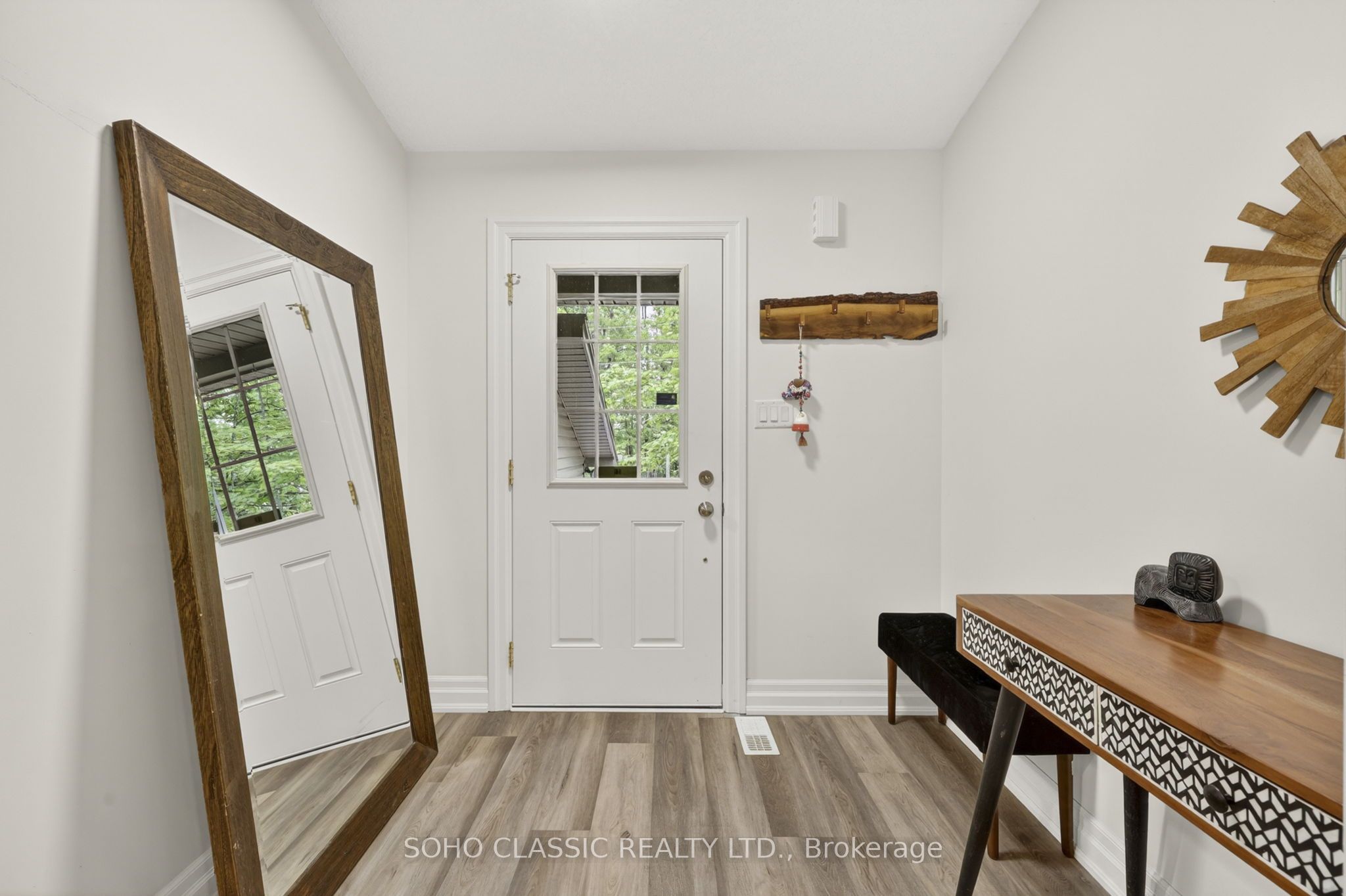 16 Oneida Avenue Property Photo 6