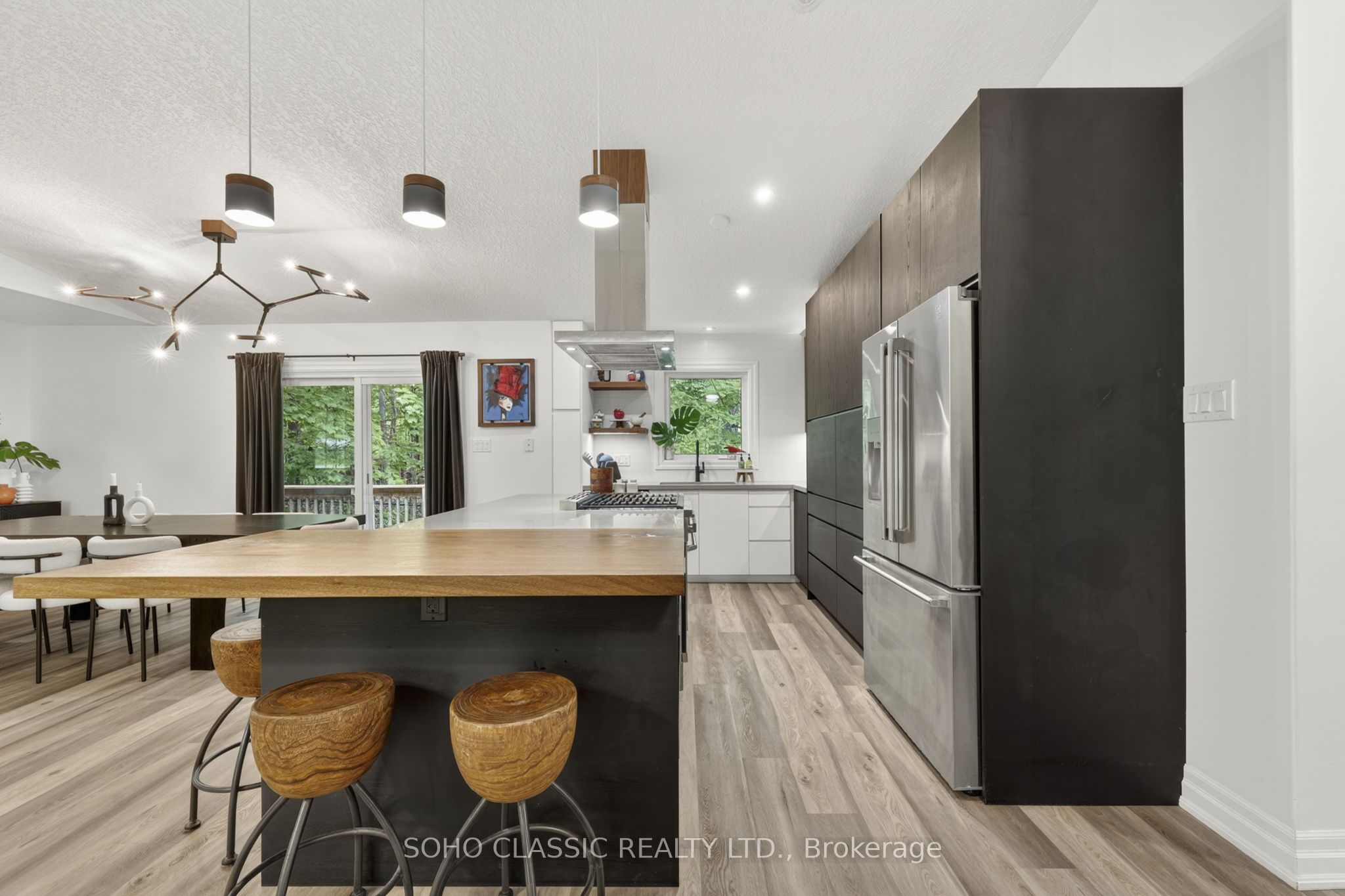 16 Oneida Avenue Property Photo 7