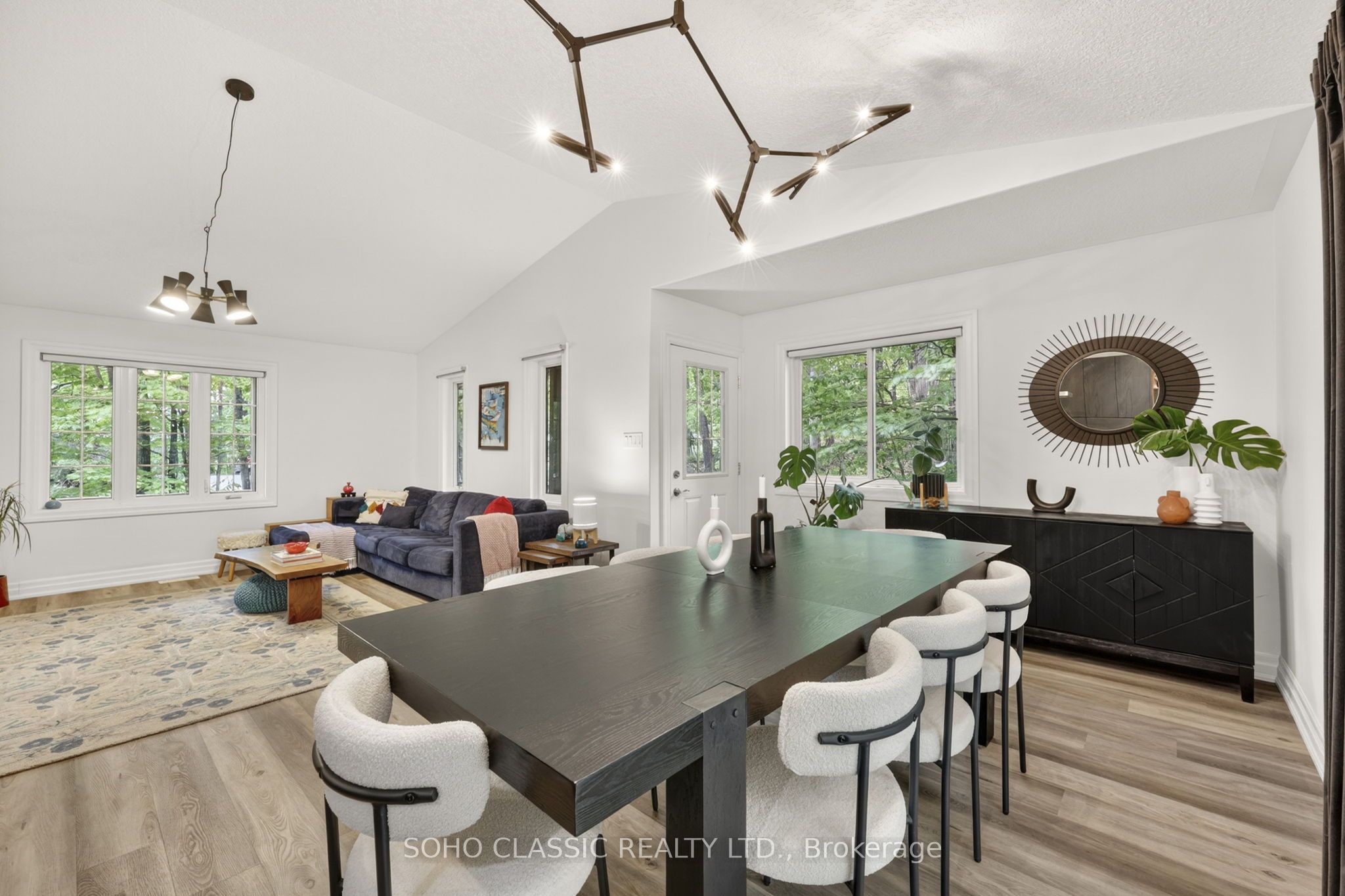 16 Oneida Avenue Property Photo 14