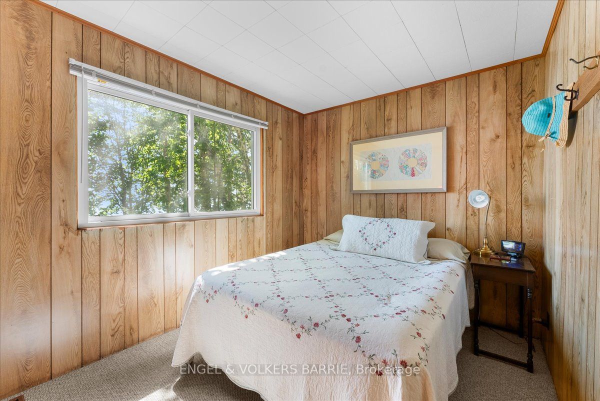 1784 Tiny Beaches Road S Property Photo 19