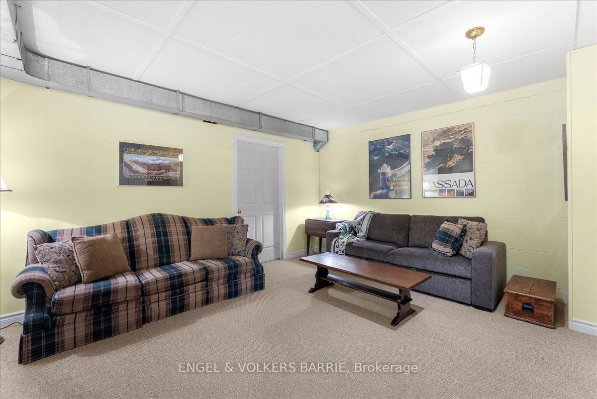 1784 Tiny Beaches Road S Property Photo 24