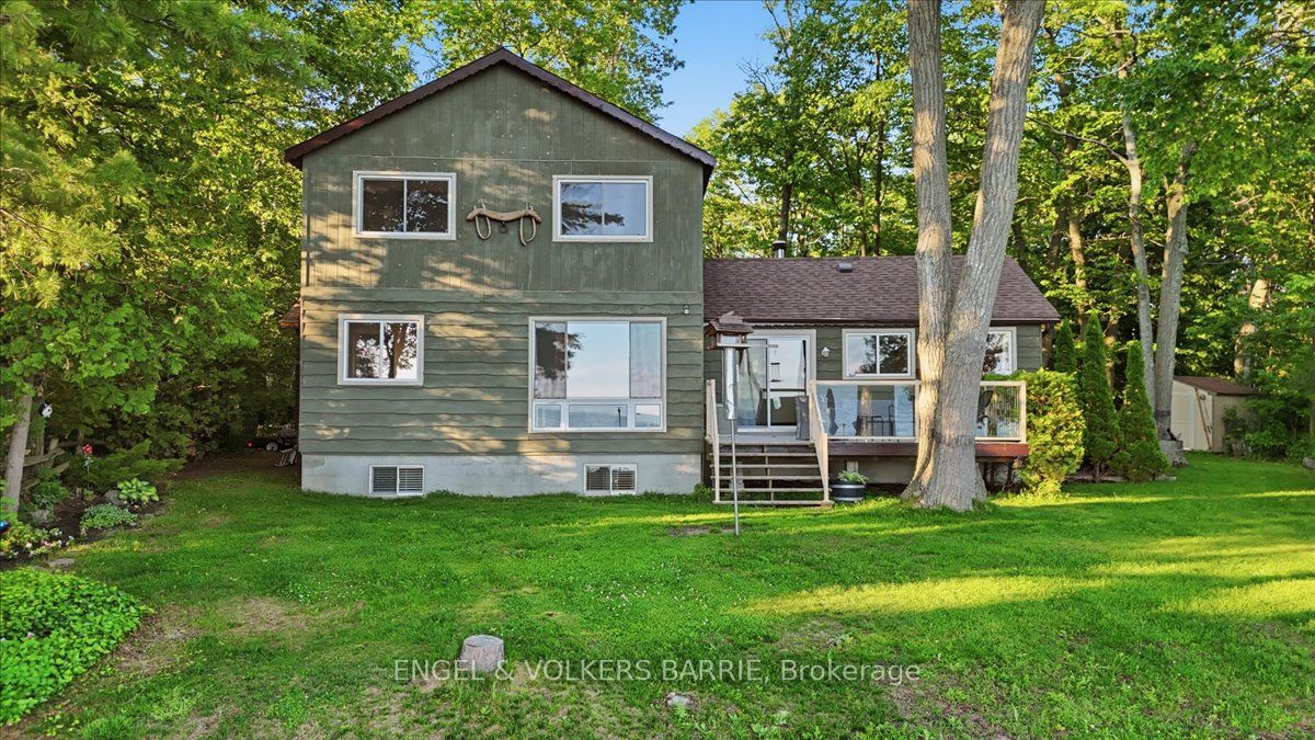 1784 Tiny Beaches Road S Property Photo 27
