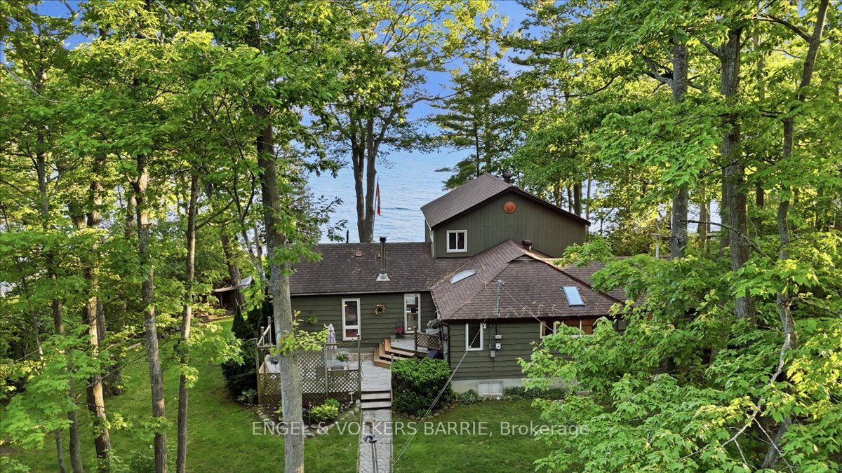 1784 Tiny Beaches Road S Property Photo 29