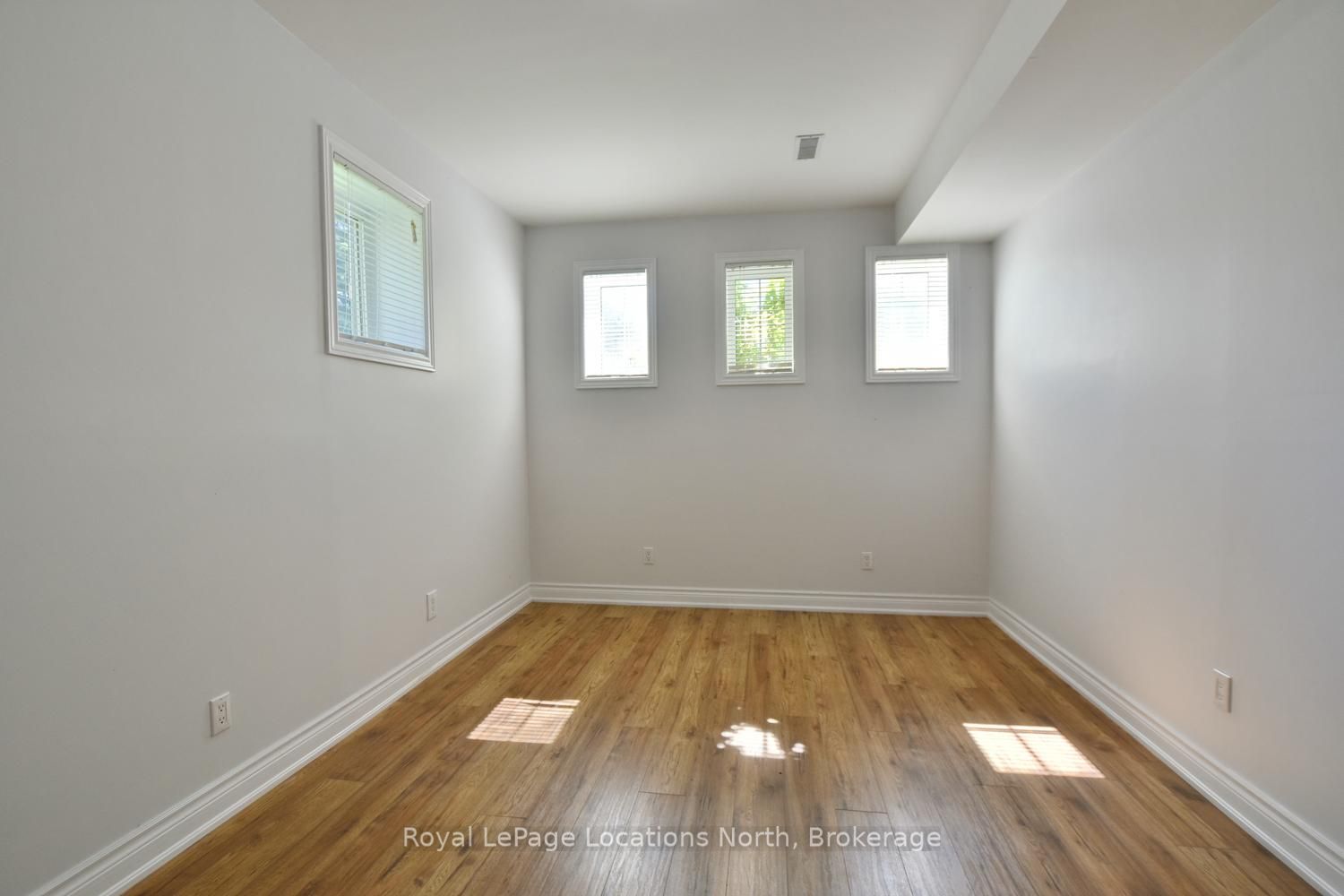 50 Regina Boulevard Property Photo 28