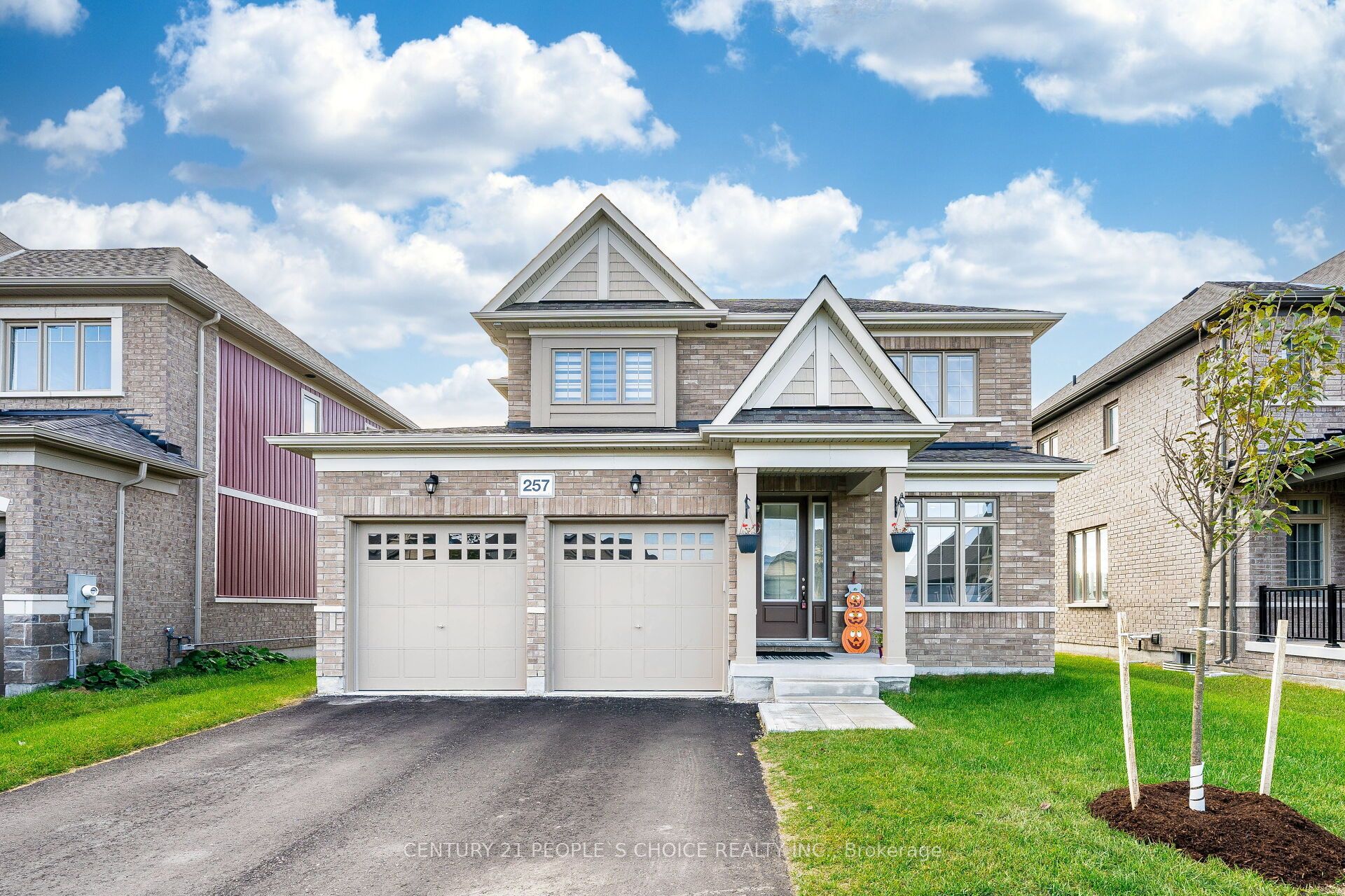 257 Duncan Street Property Photo 1