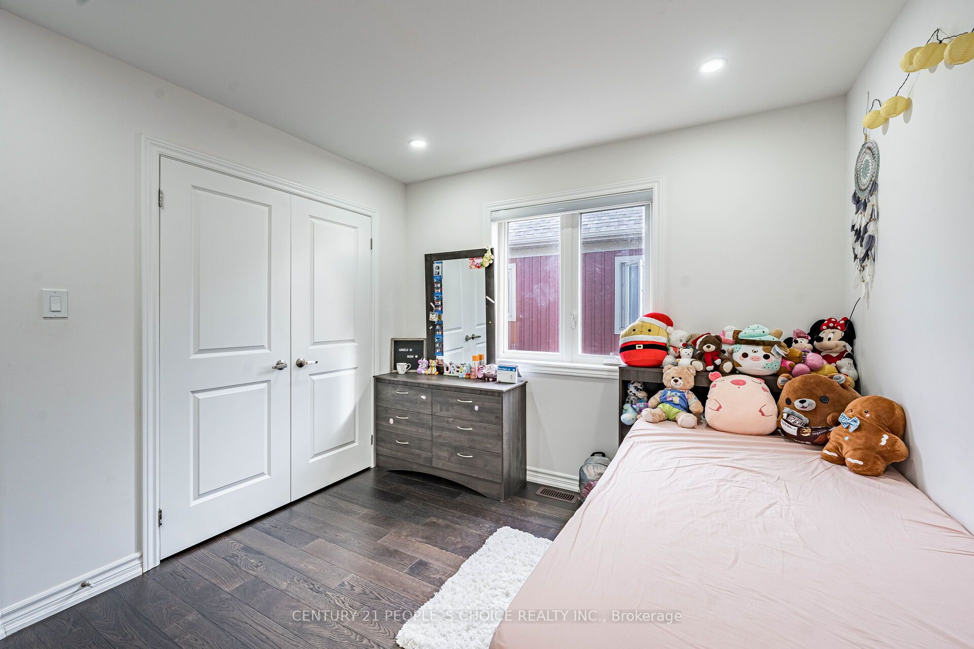 257 Duncan Street Property Photo 22