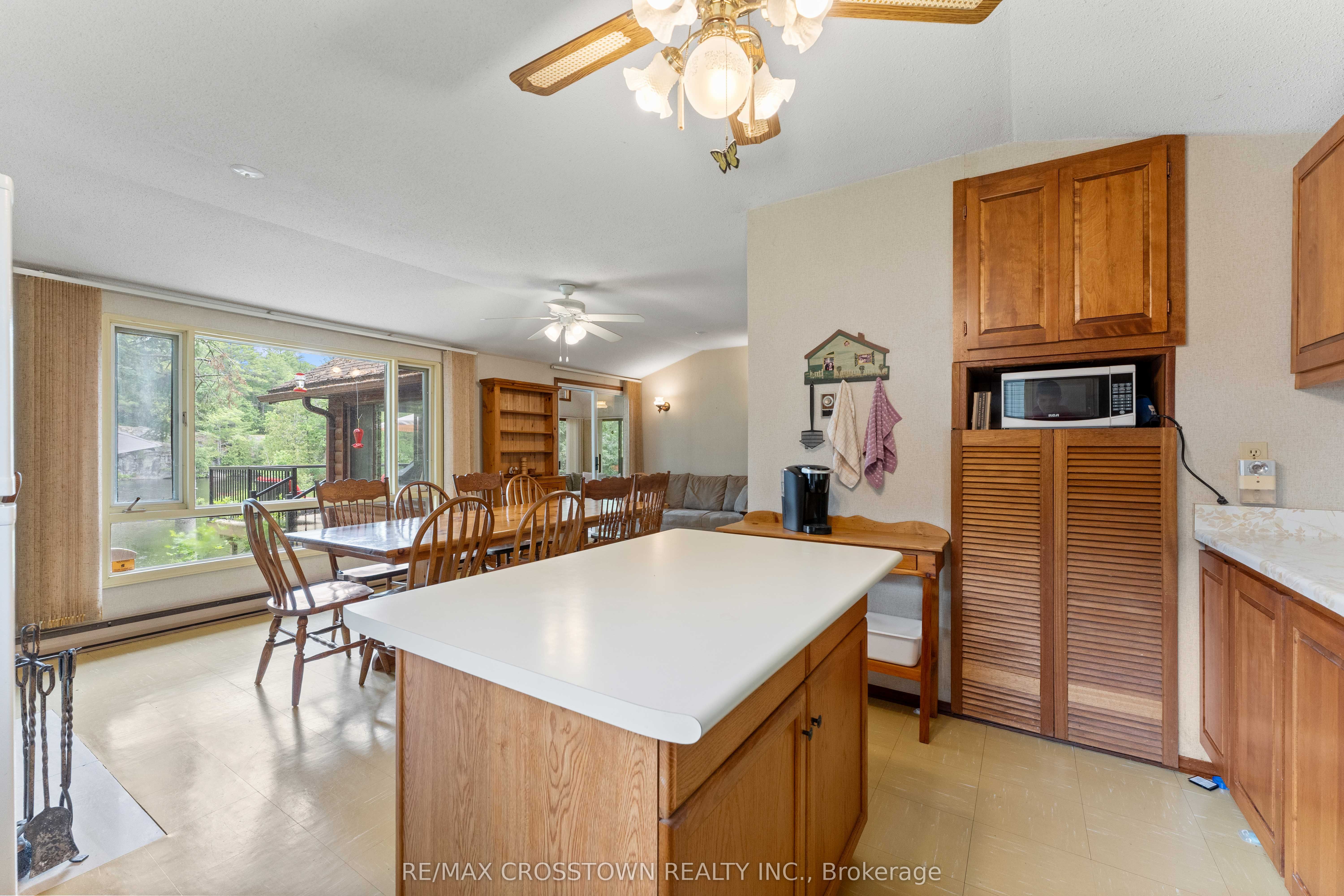 3355 Riverdale Drive Property Photo 12