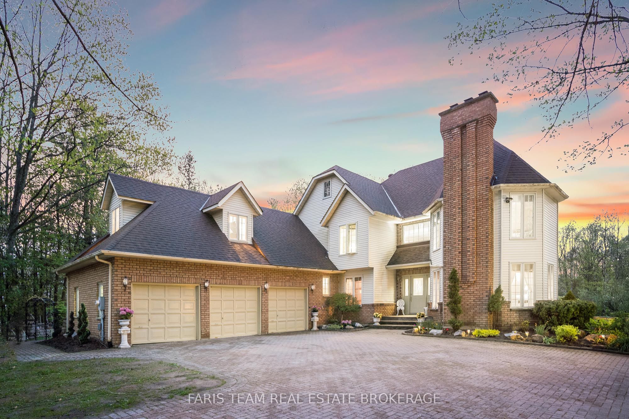 4 Mills Circle Property Photo 1