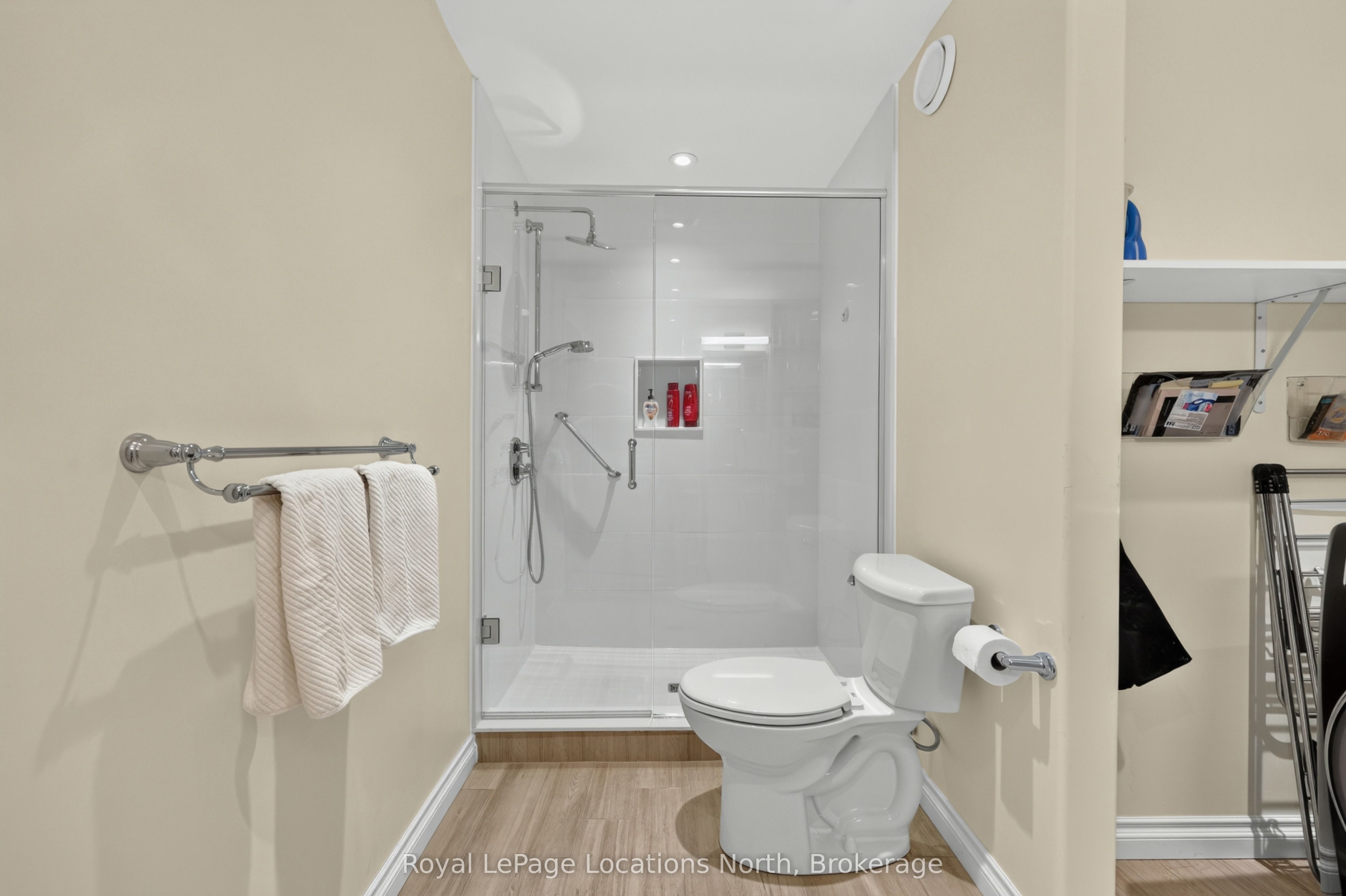 47 Chamberlain Crescent Property Photo 36
