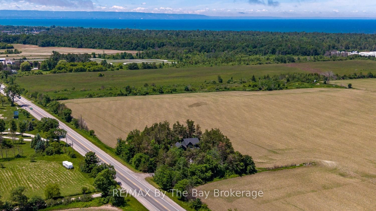 2946 92 County Road Property Photo 4