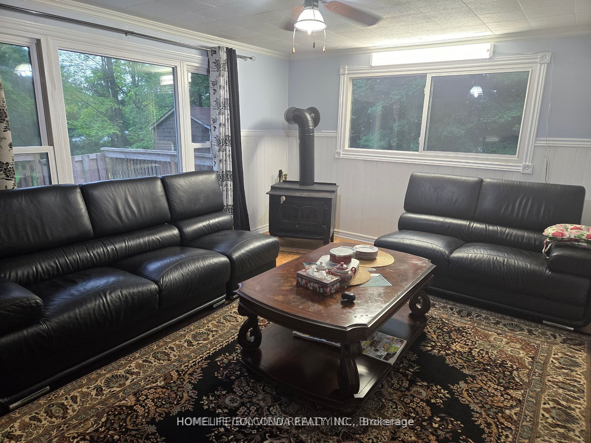 15 Poplar Crescent Property Photo 2