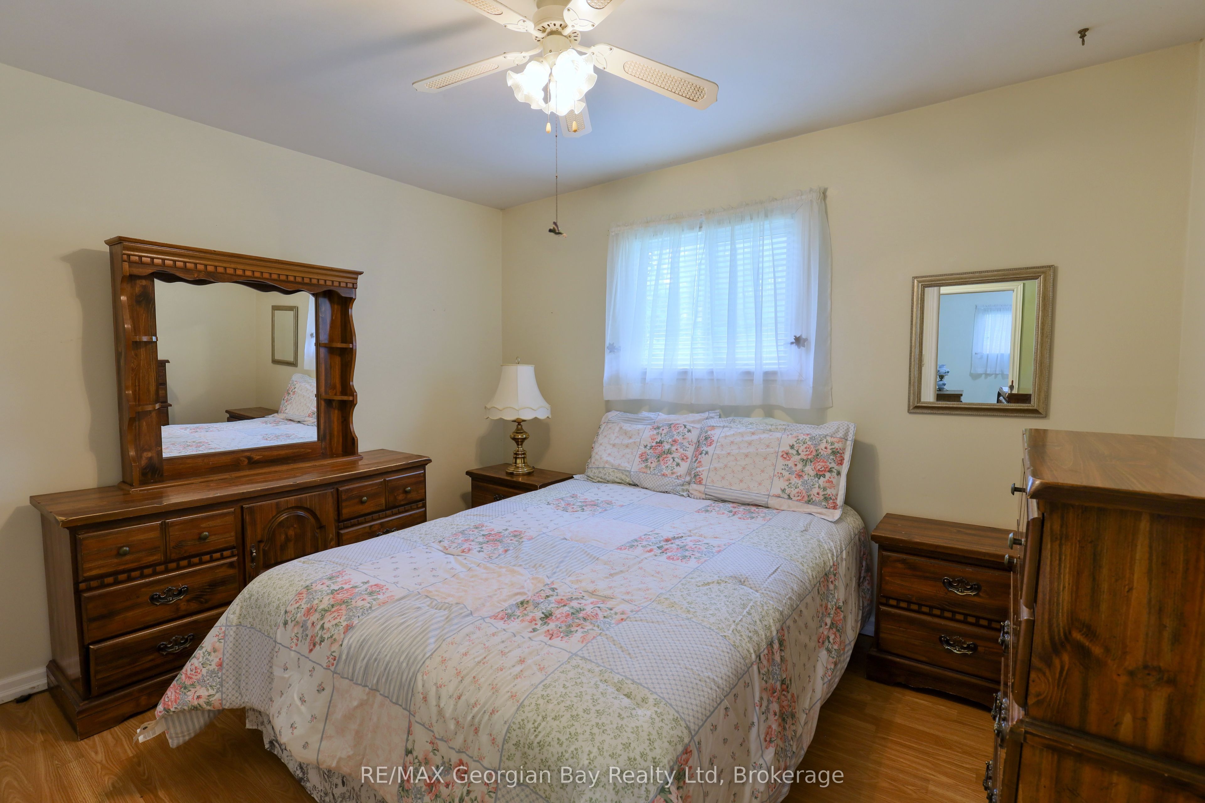 1 Lindale Avenue Property Photo 14