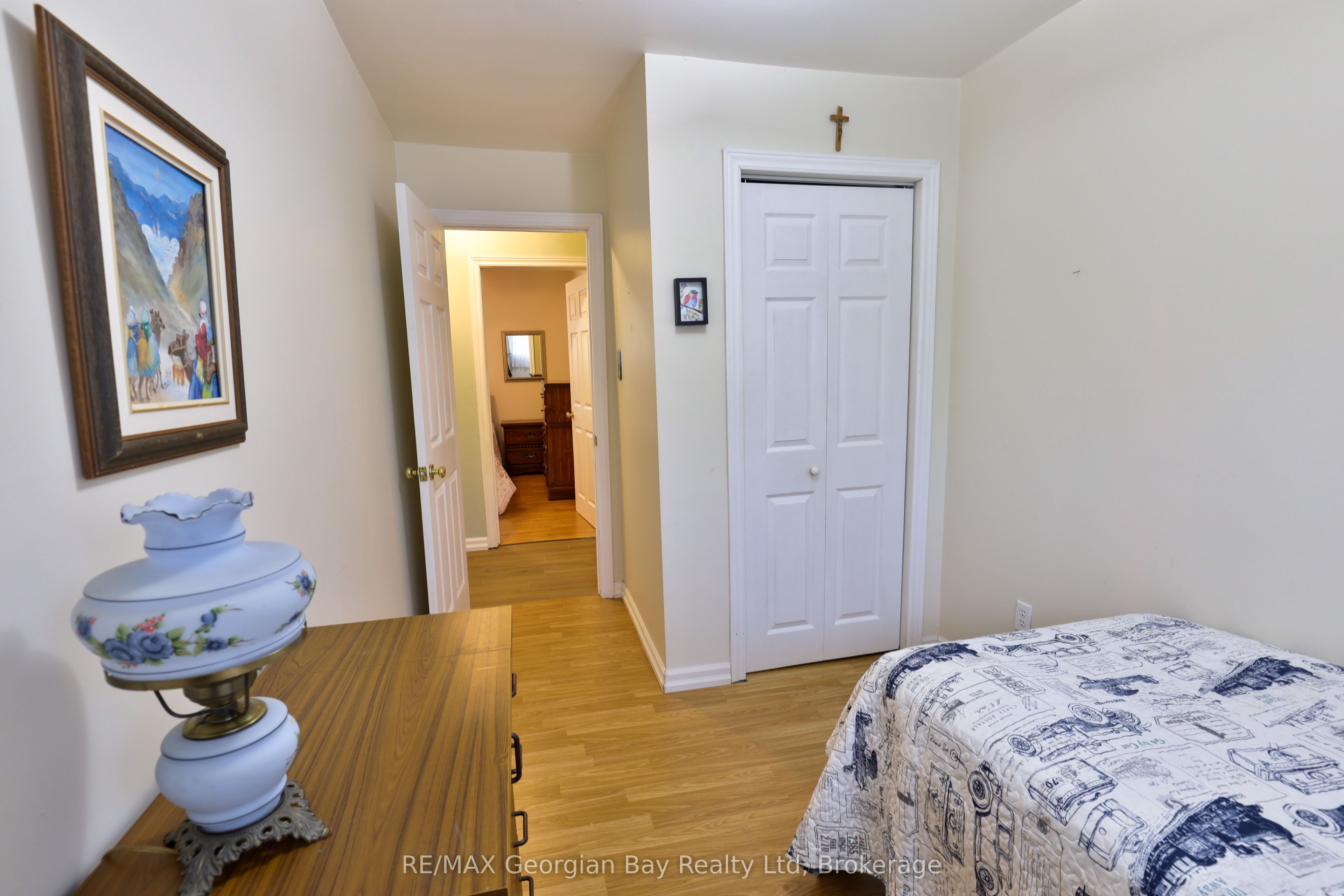 1 Lindale Avenue Property Photo 19