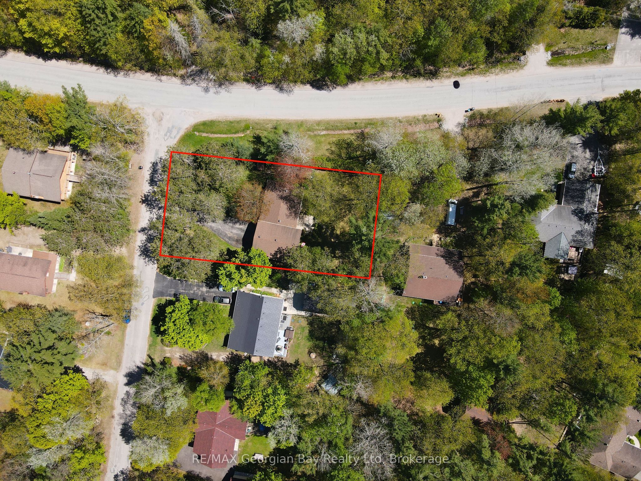 1 Lindale Avenue Property Photo 40