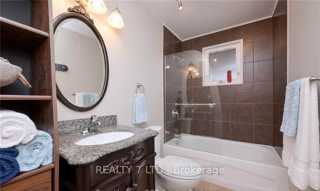 270 James Street E Property Photo 13