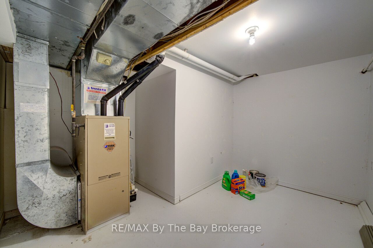646 Oxbow Park Drive Property Photo 48