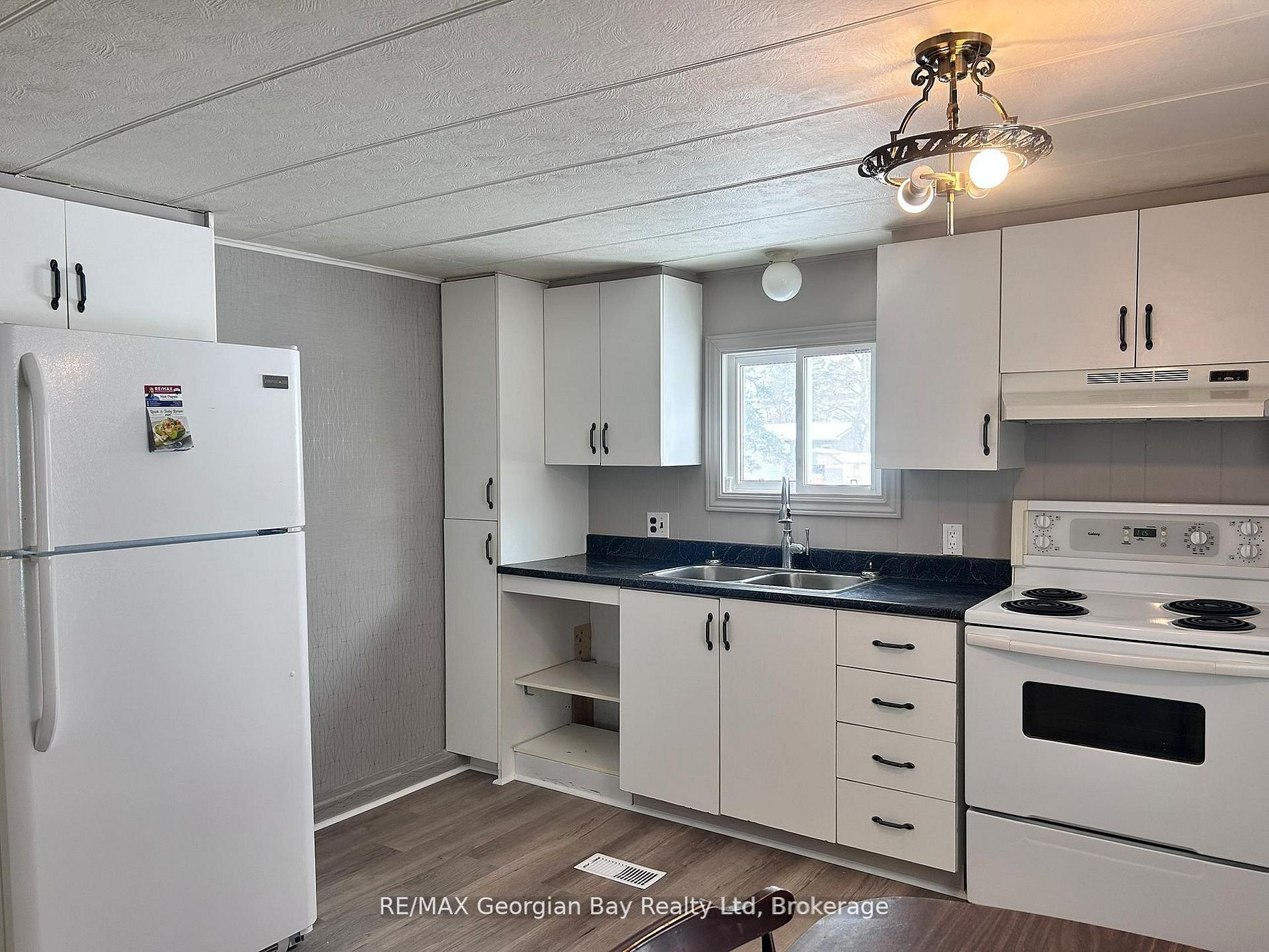 3 Northland Road Property Photo 6