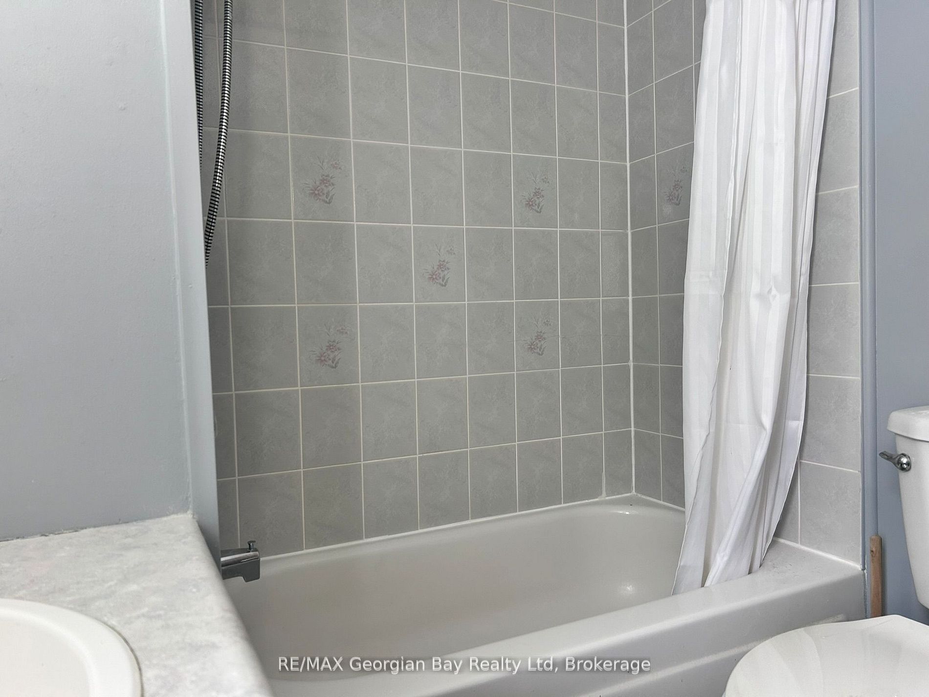 3 Northland Road Property Photo 17