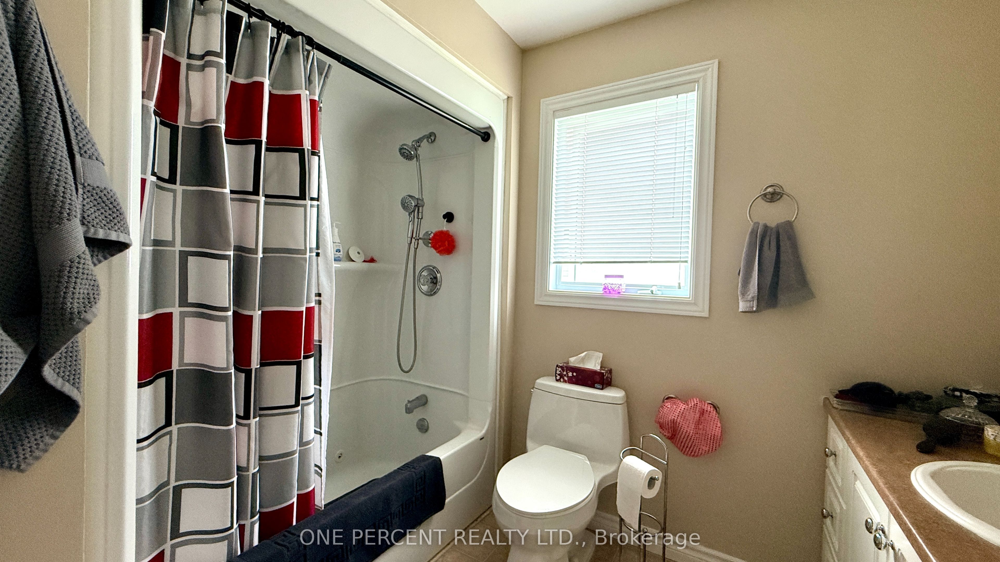 25 Kentucky Avenue Property Photo 16