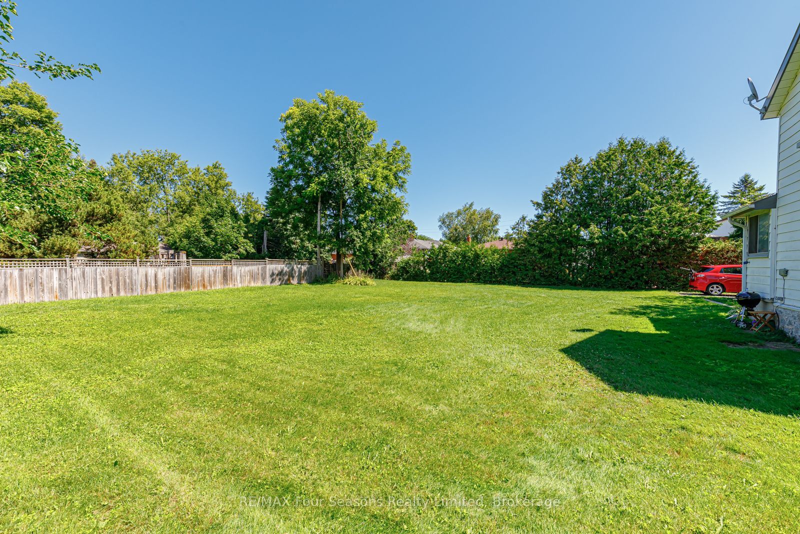 393 Second Street Property Photo 32