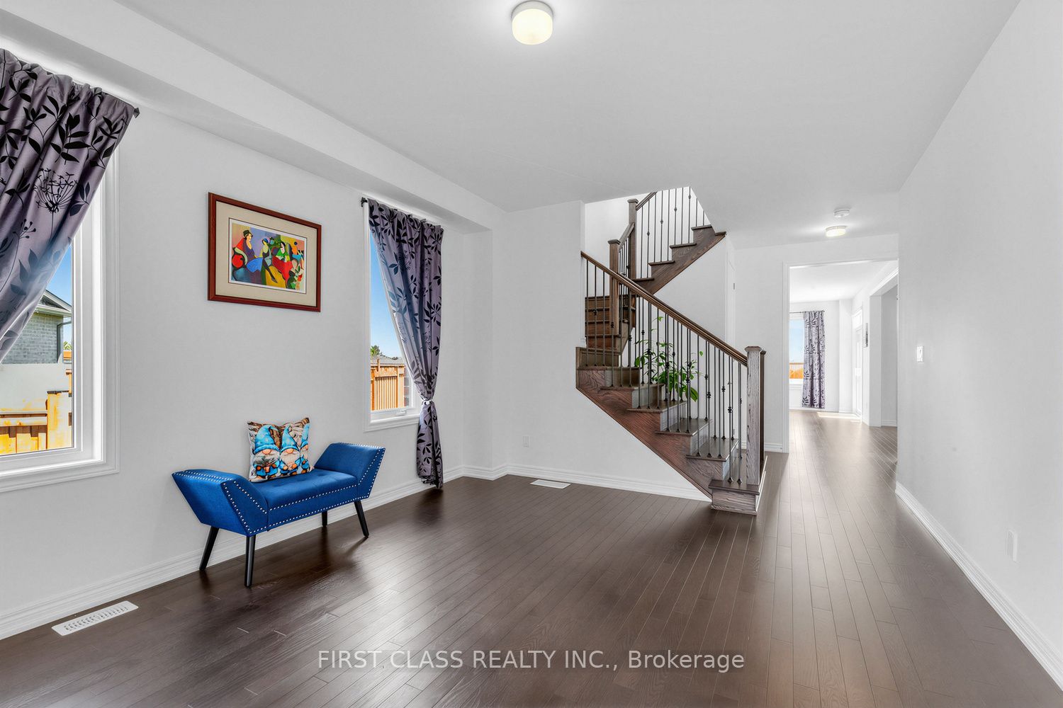 15 Abbey Crescent Property Photo 5
