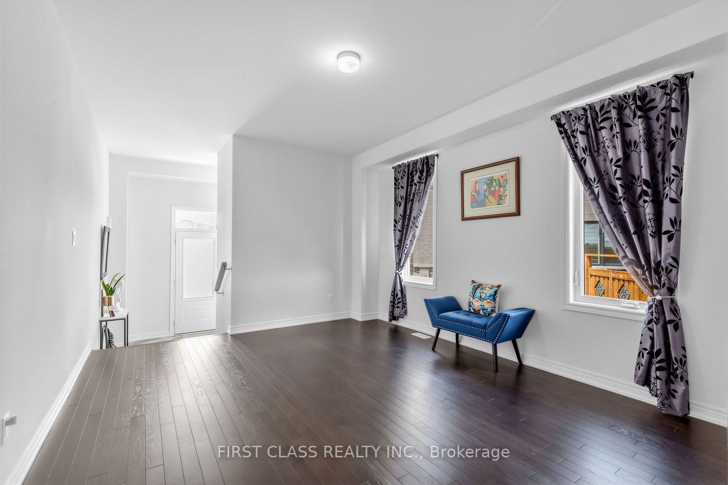 15 Abbey Crescent Property Photo 6