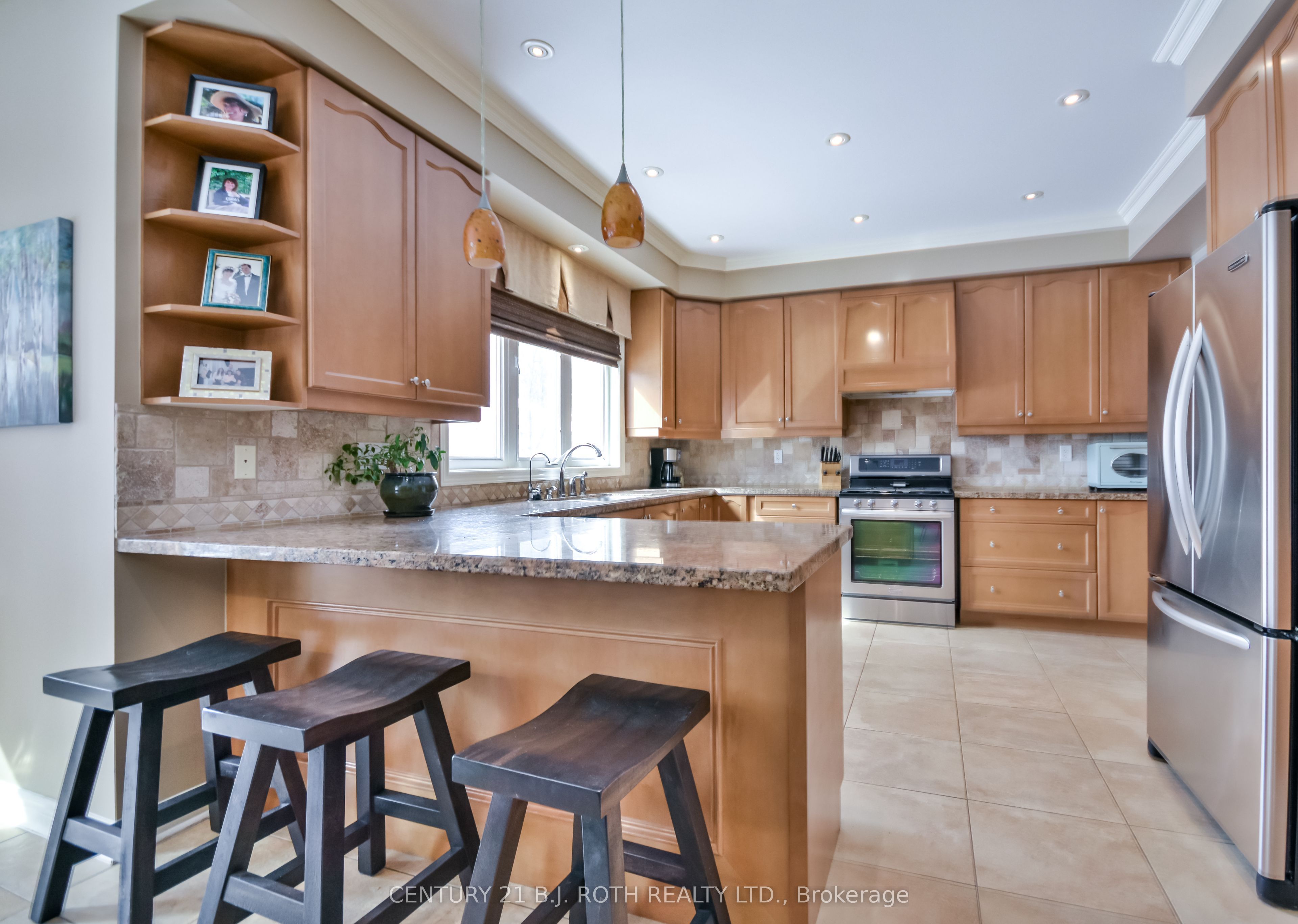 38 Camelot Square Property Photo 11