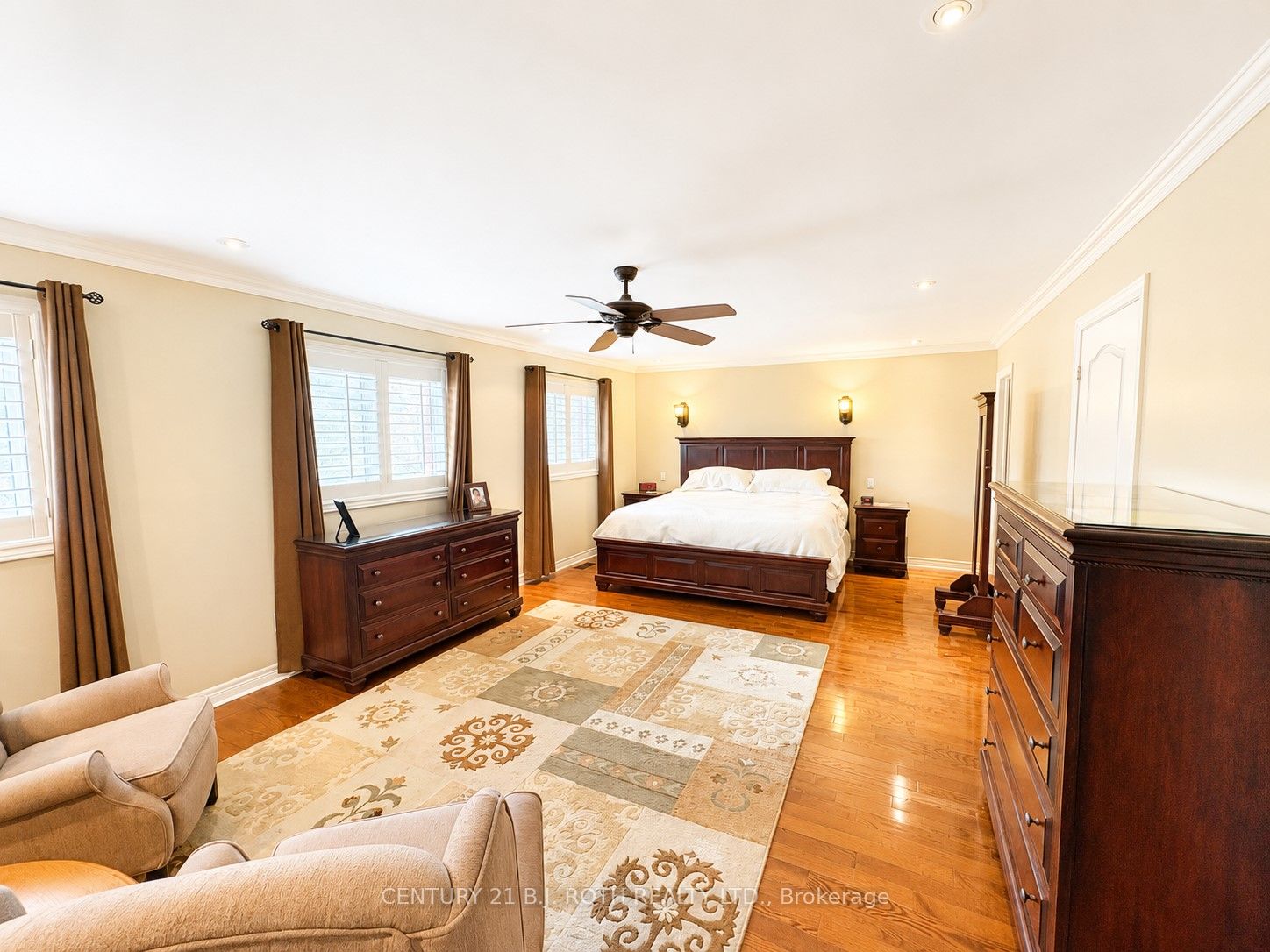 38 Camelot Square Property Photo 20
