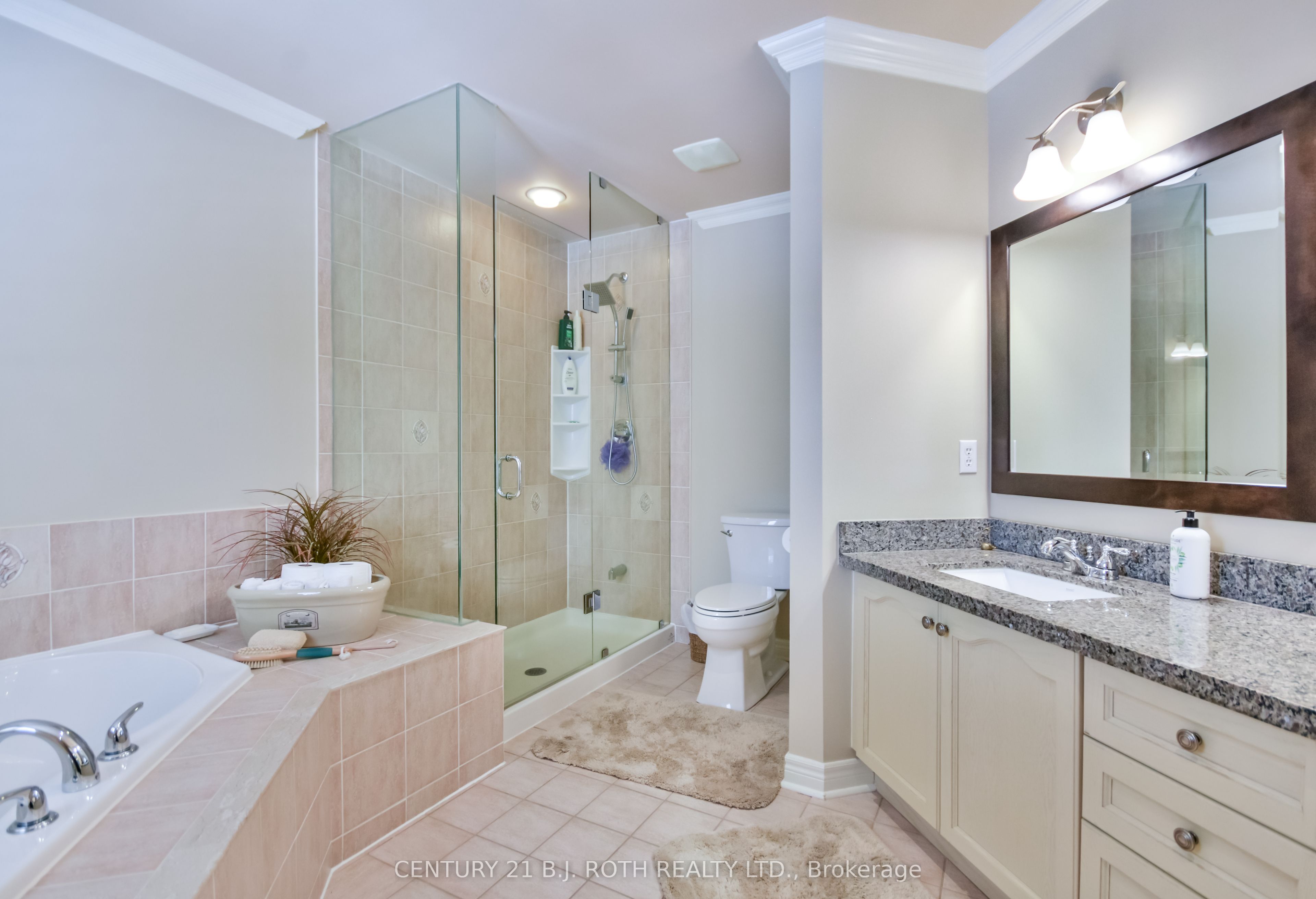 38 Camelot Square Property Photo 23