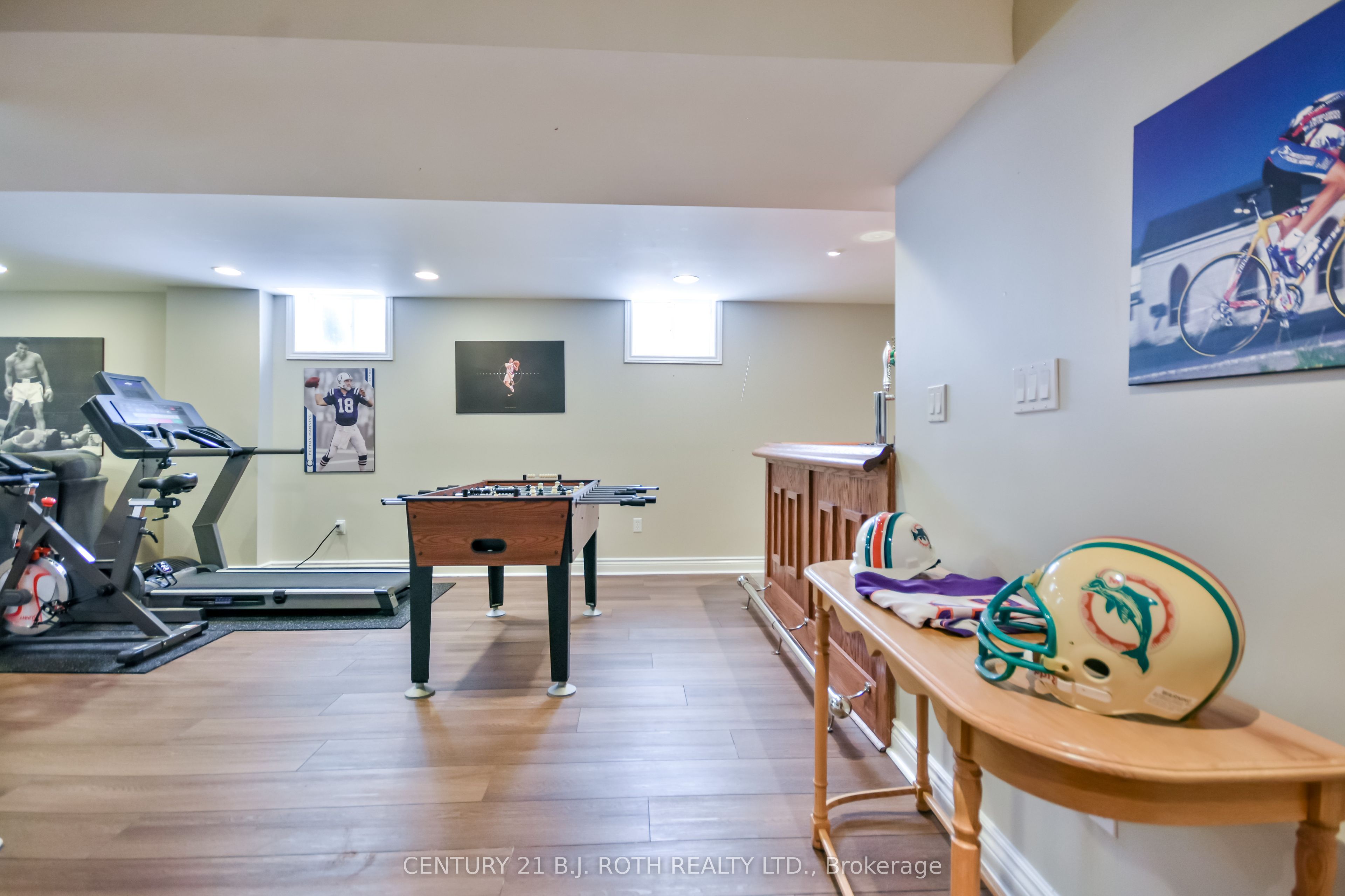 38 Camelot Square Property Photo 24