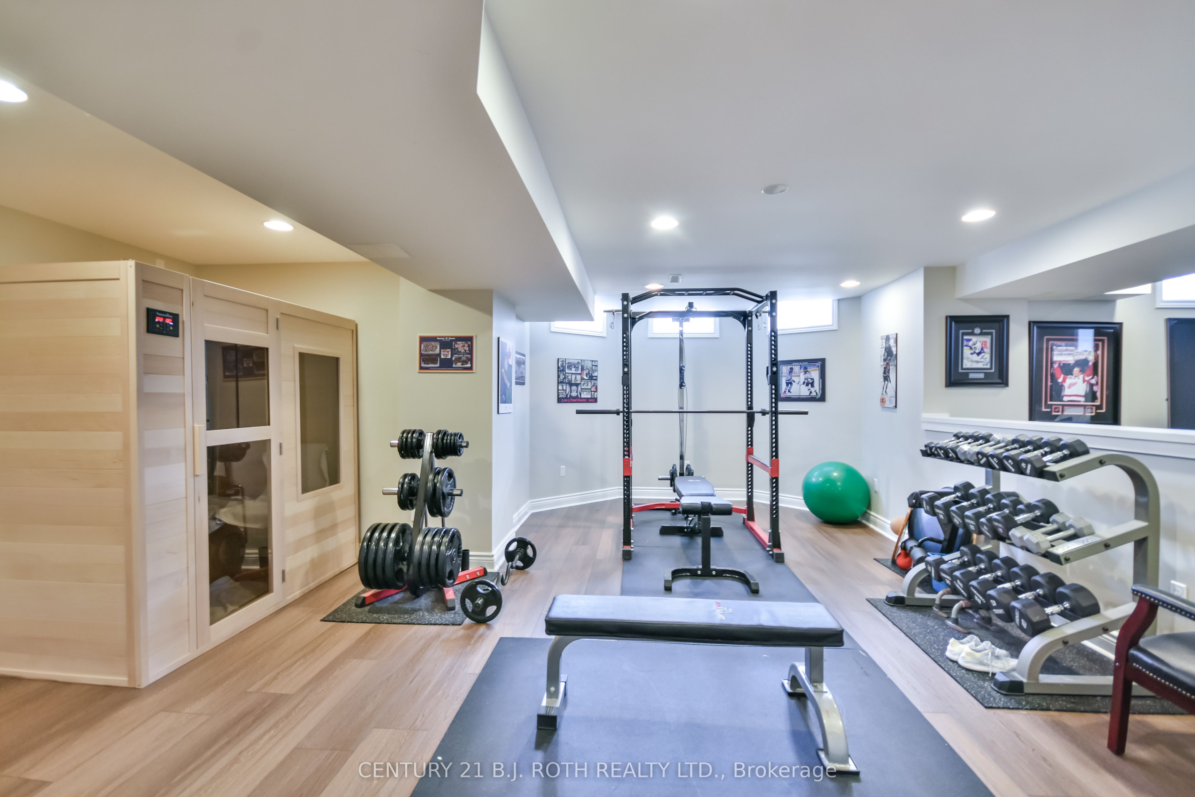 38 Camelot Square Property Photo 31