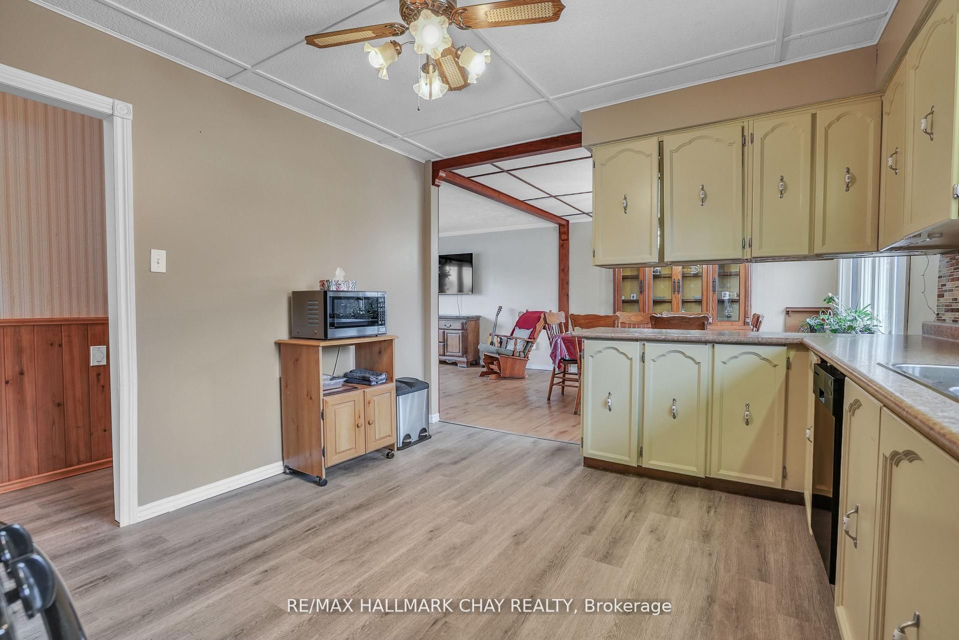 8315 93 Highway Property Photo 7