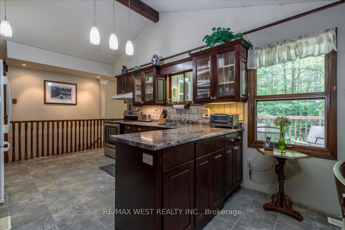 189 Park Road Property Photo 6