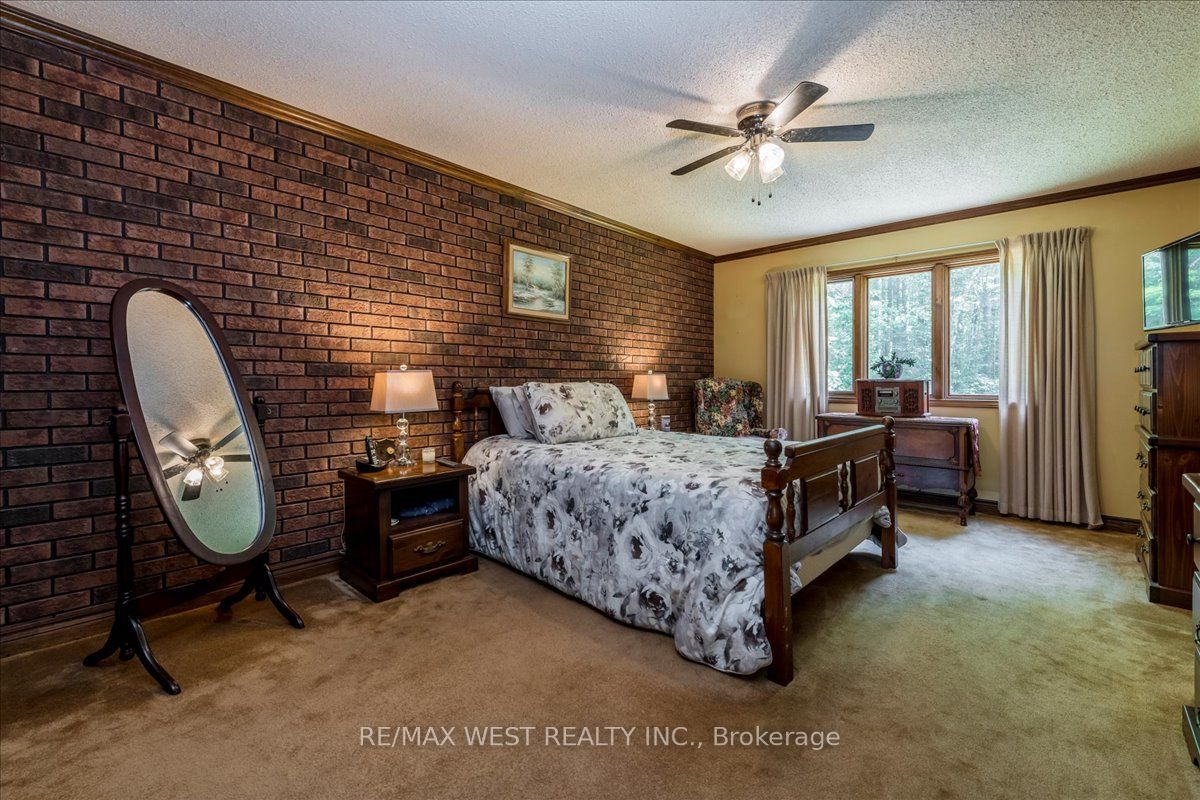 189 Park Road Property Photo 10