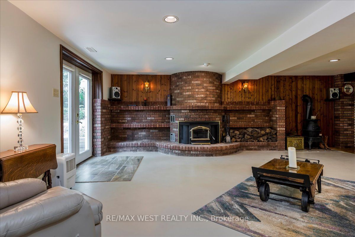 189 Park Road Property Photo 14