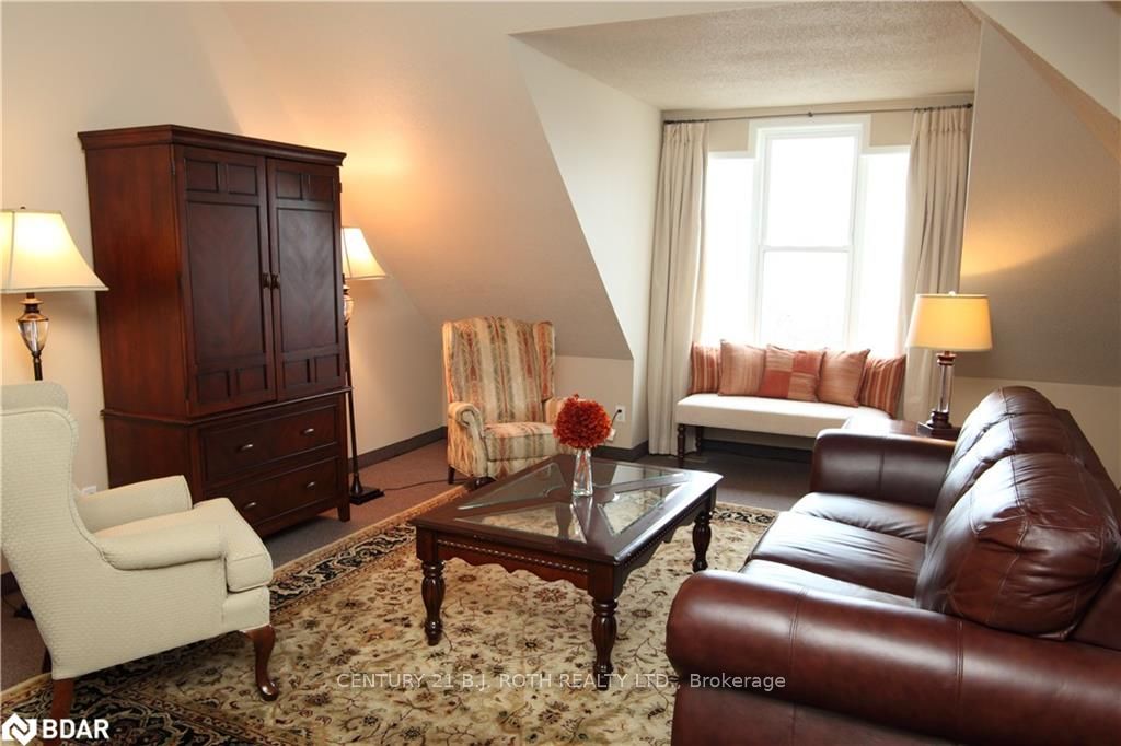 1 Berczy Street Property Photo 28