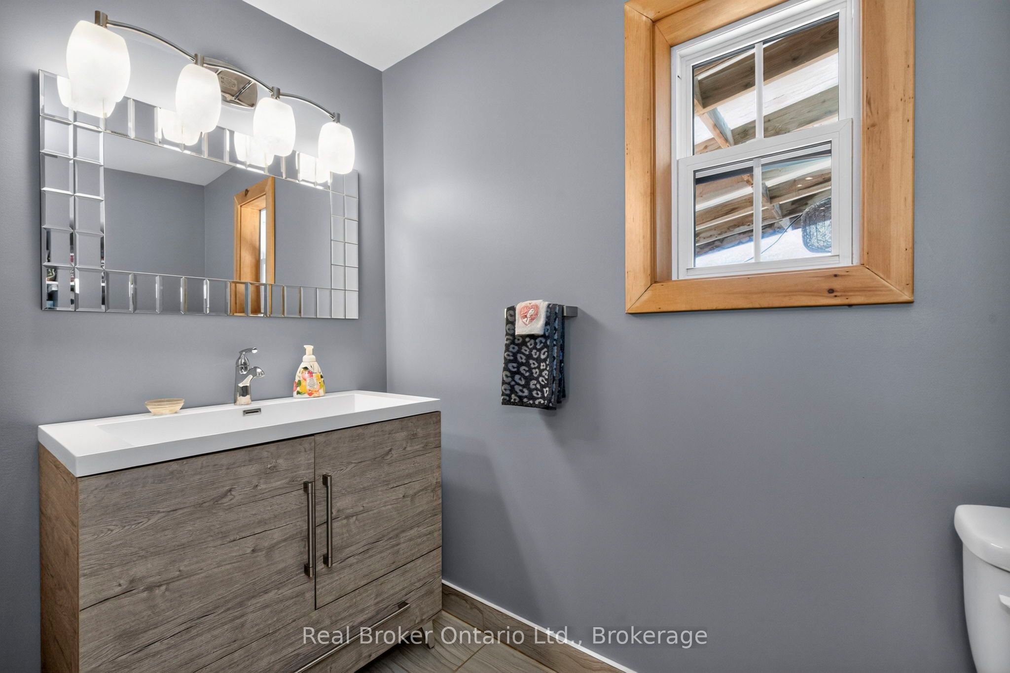 151 Main Street Property Photo 16